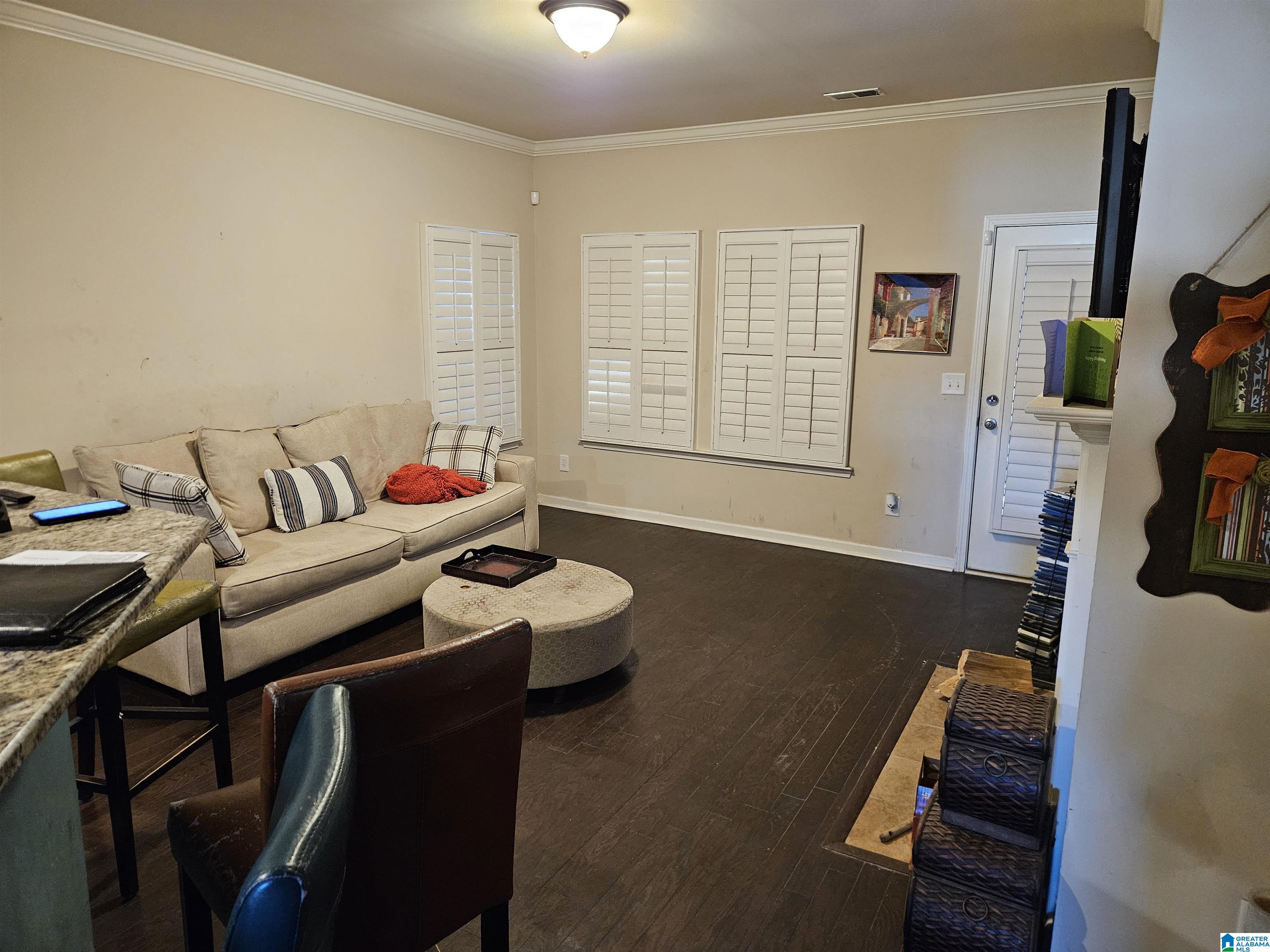 Homes for sale in Calera, AL | 437 Marsh Circle, Calera, AL 35040 | MLS# 21440648