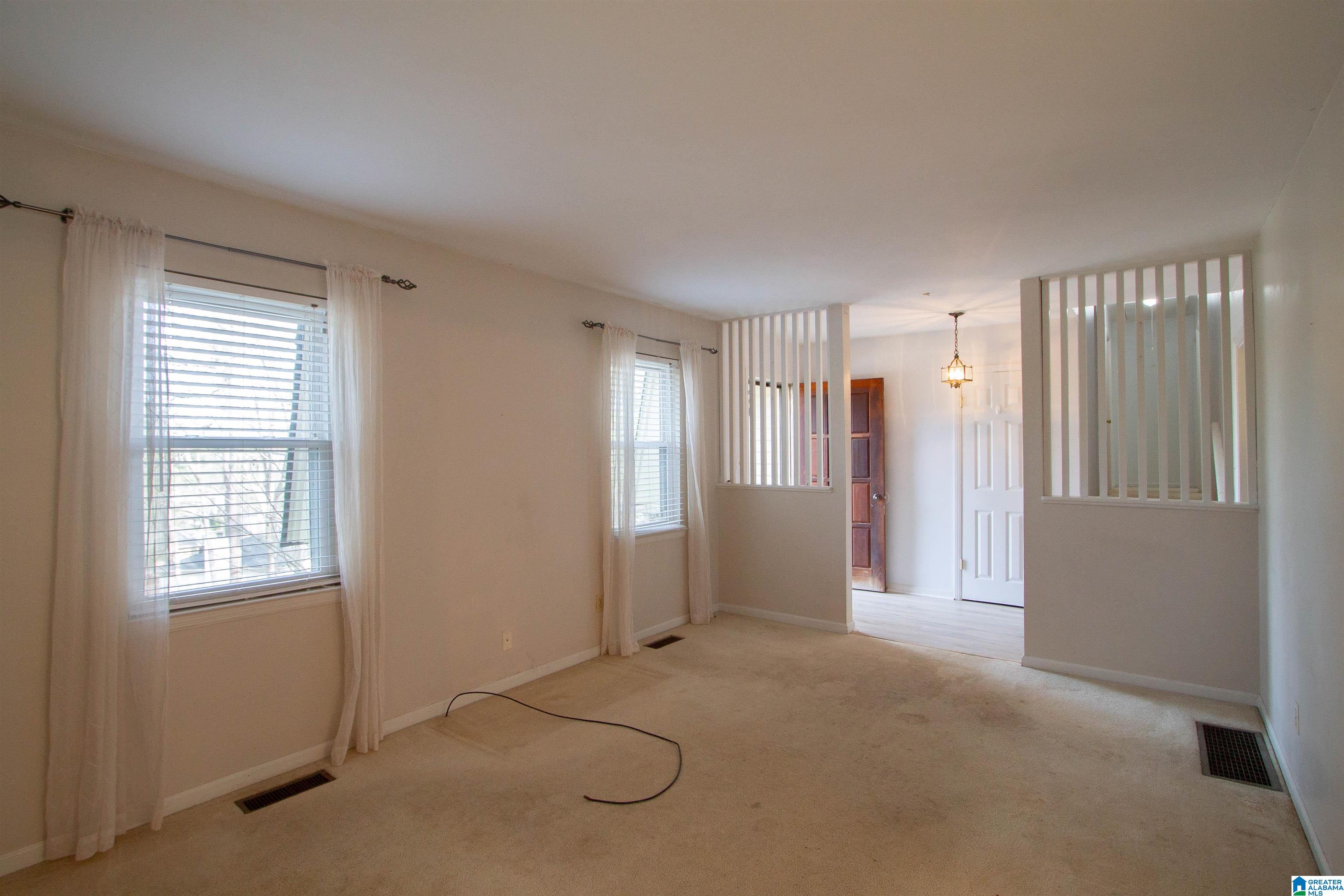 Homes for sale in Hoover, AL | 3437 Meadow Woods Dr, Hoover, AL 35216 | MLS# 21440721