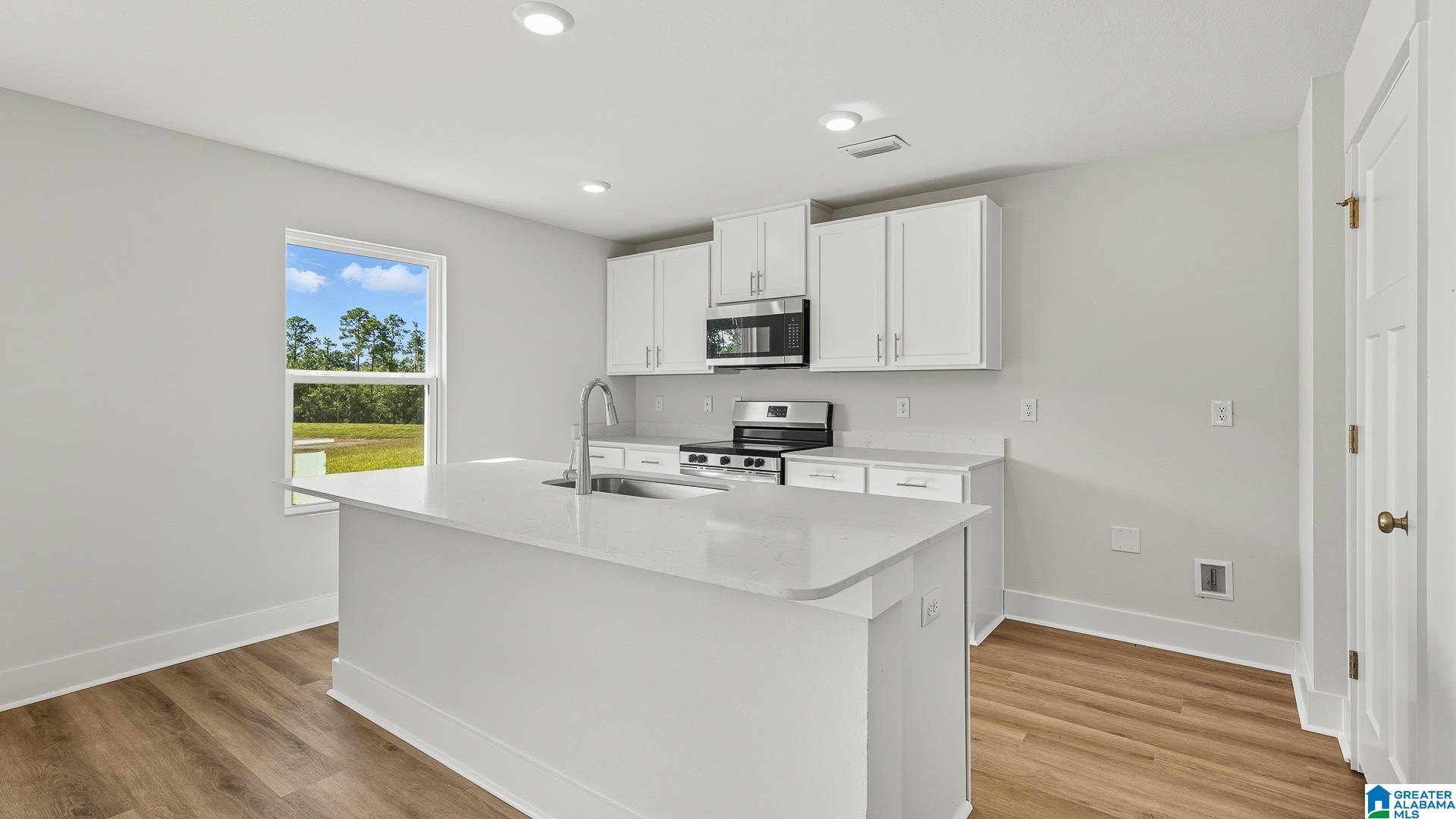 Homes for sale in Odenville, AL | 105 Stovall Dr N, Odenville, AL 35120 | MLS# 21440728