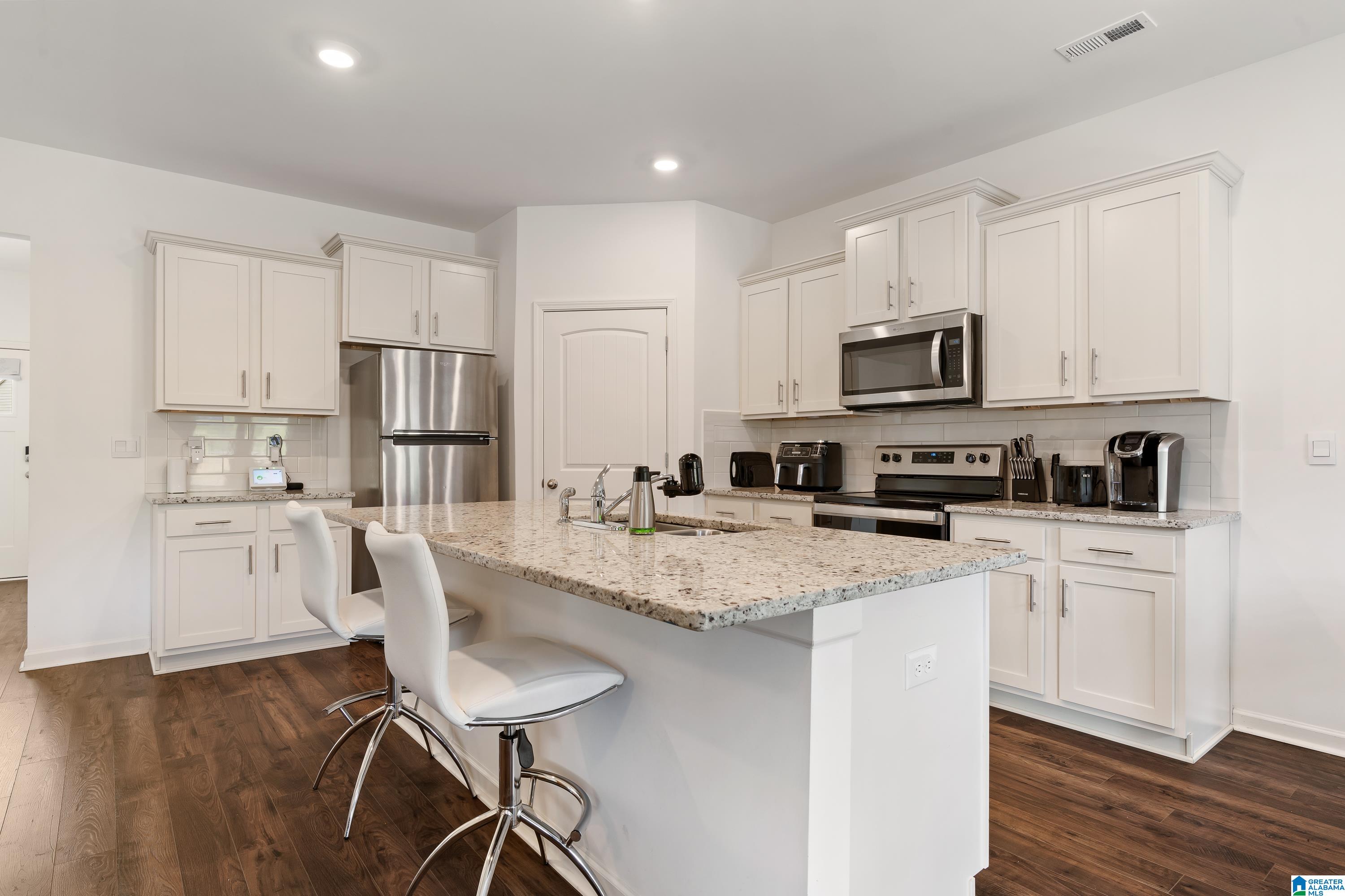 Homes for sale in Gardendale, AL | 7044 Turnberry Highlands Cove, Gardendale, AL 35071 | MLS# 21440789