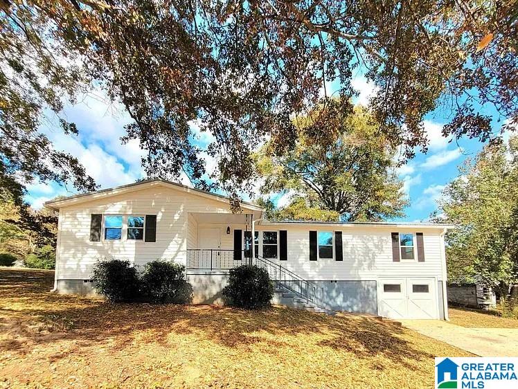 Homes for sale in Talladega, AL | 117 Hendricks Street, Talladega, AL 35160 | MLS# 21440824
