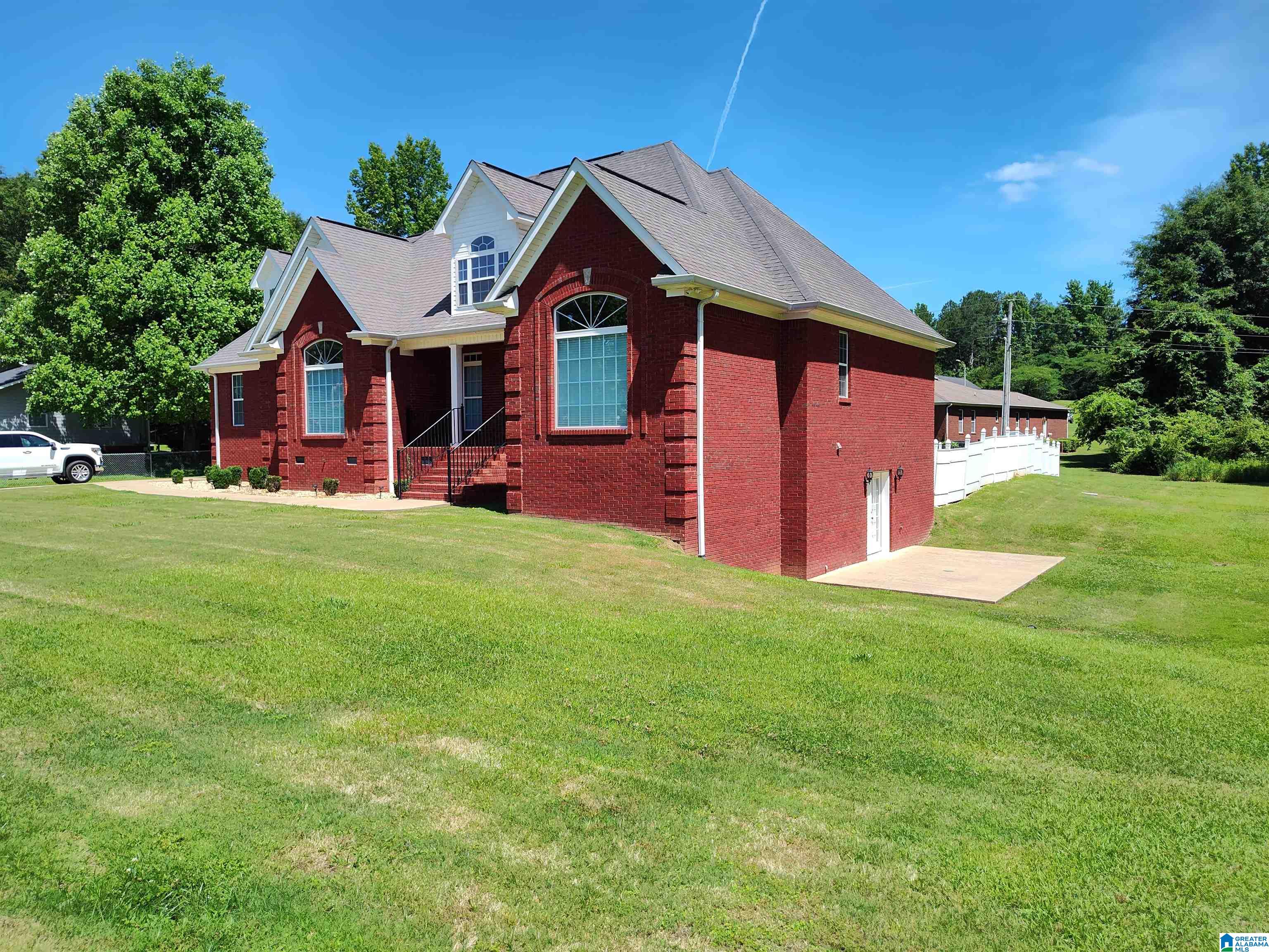 Homes for sale in Sylacauga, AL | 276 Forest Glen Road, Sylacauga, AL 35150 | MLS# 21440826