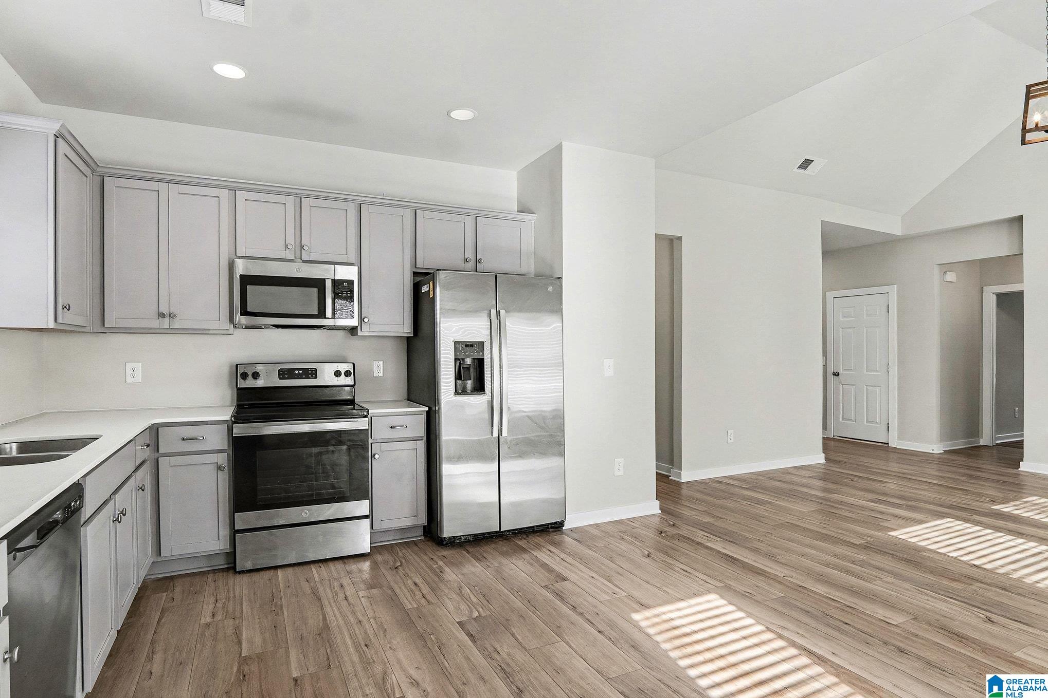 Homes for sale in Clanton, AL | 210 Avalon Way, Clanton, AL 35045 | MLS# 21440849