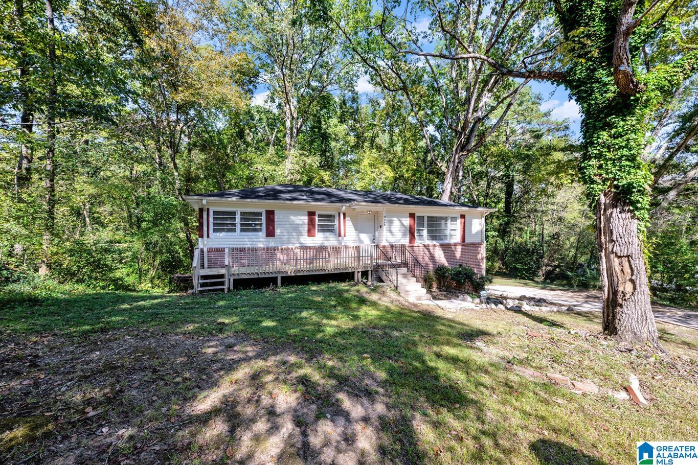 Homes for sale in Center Point, AL | 2720 2nd Street Nw, Center Point, AL 35215 | MLS# 21440866