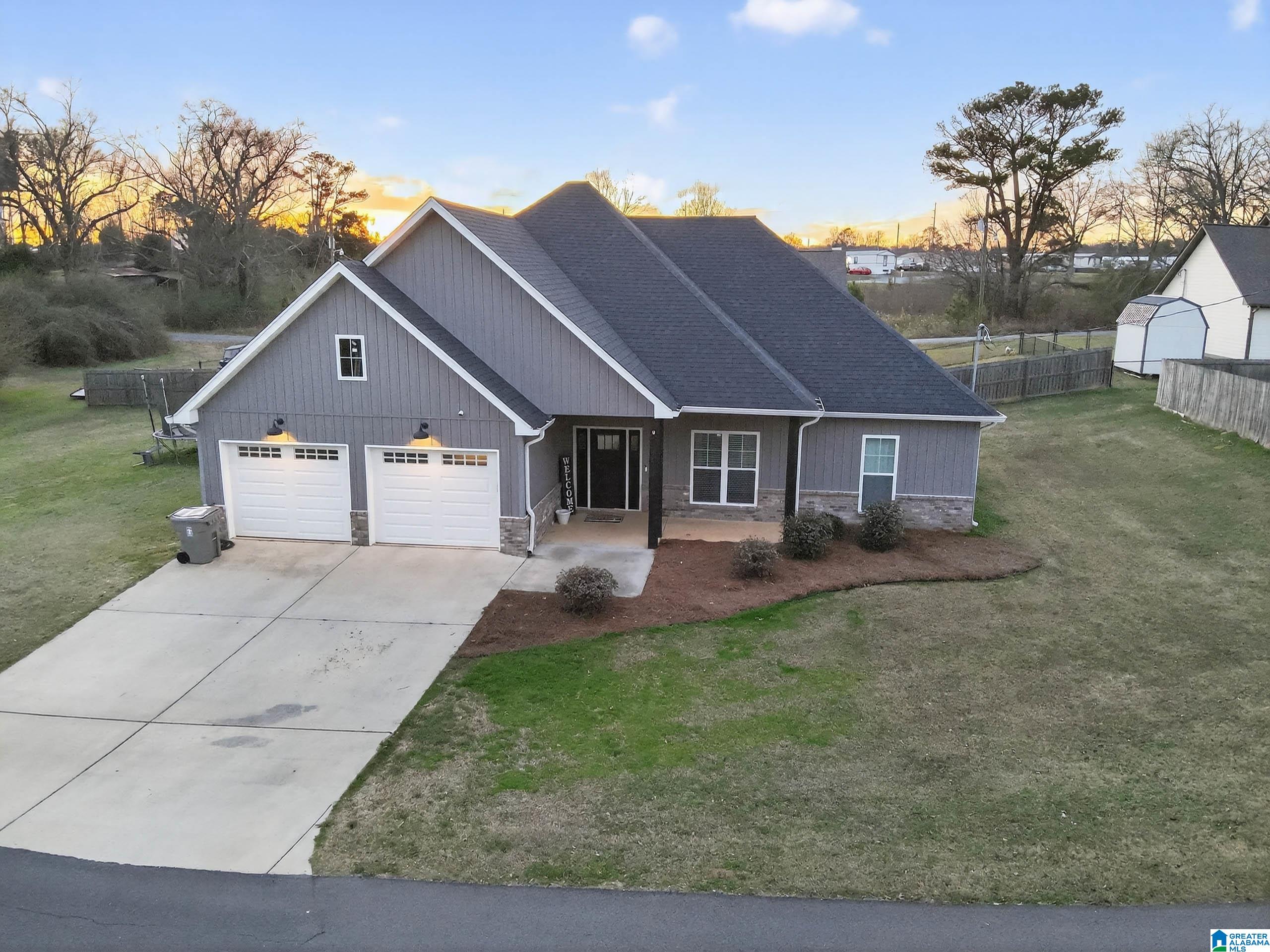 Homes for sale in Thorsby, AL | 255 Montana Avenue, Thorsby, AL 35171 | MLS# 21440873