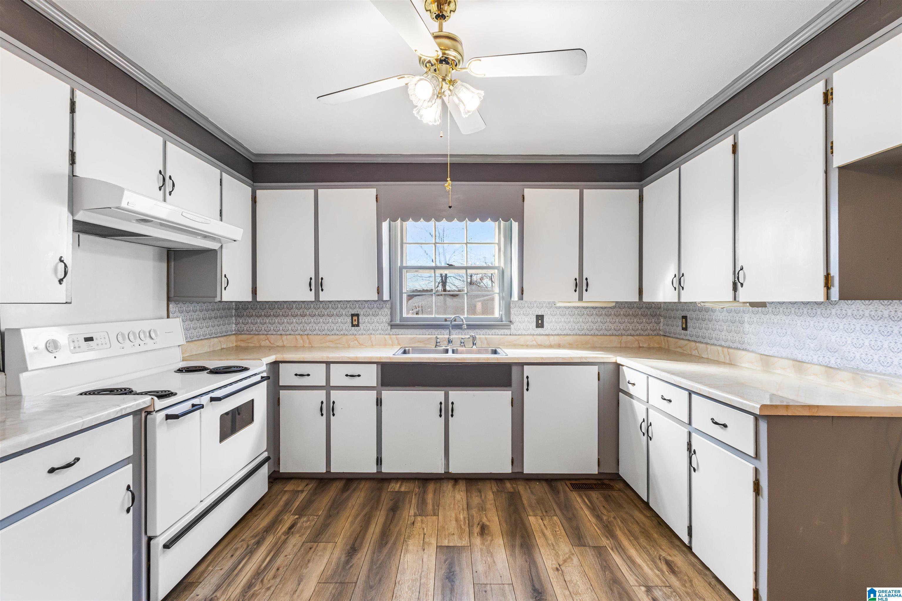 Homes for sale in Jacksonville, AL | 203 Reynolds Street Nw, Jacksonville, AL 36265 | MLS# 21440884