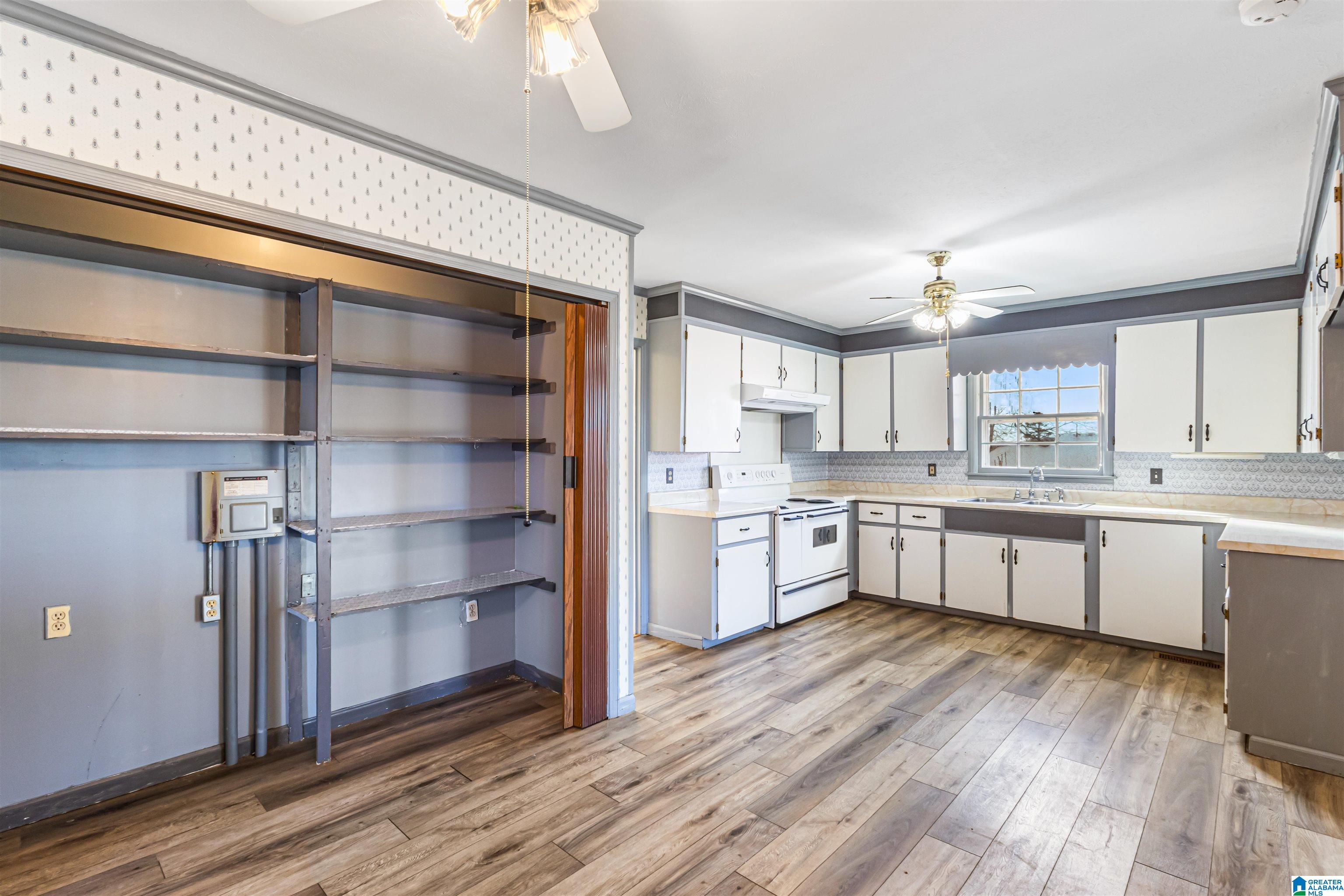 Homes for sale in Jacksonville, AL | 203 Reynolds Street Nw, Jacksonville, AL 36265 | MLS# 21440884