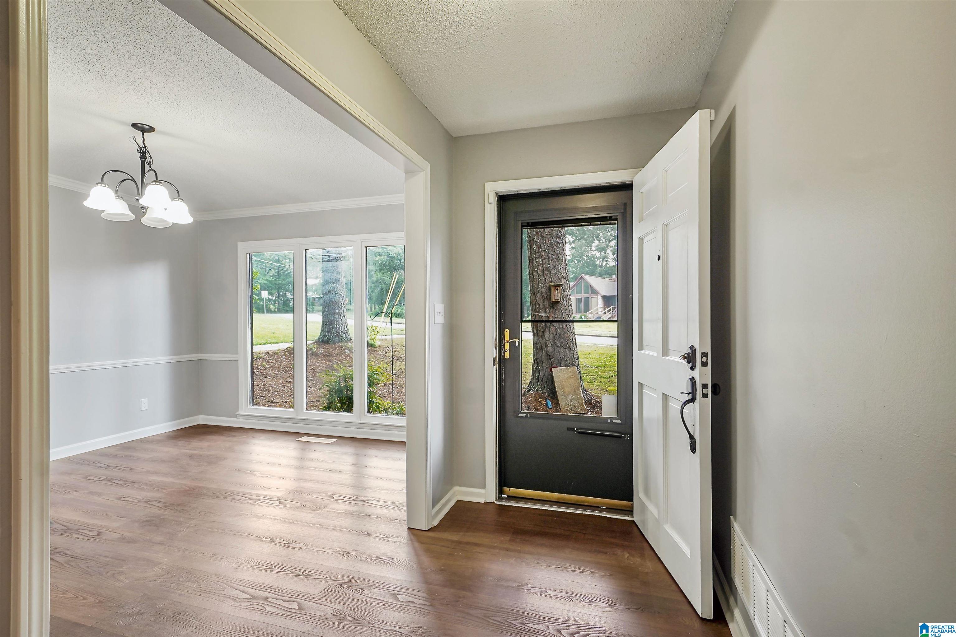 Homes for sale in Birmingham, AL | 2104 Nw 11Th Pl, Birmingham, AL 35215 | MLS# 21440911