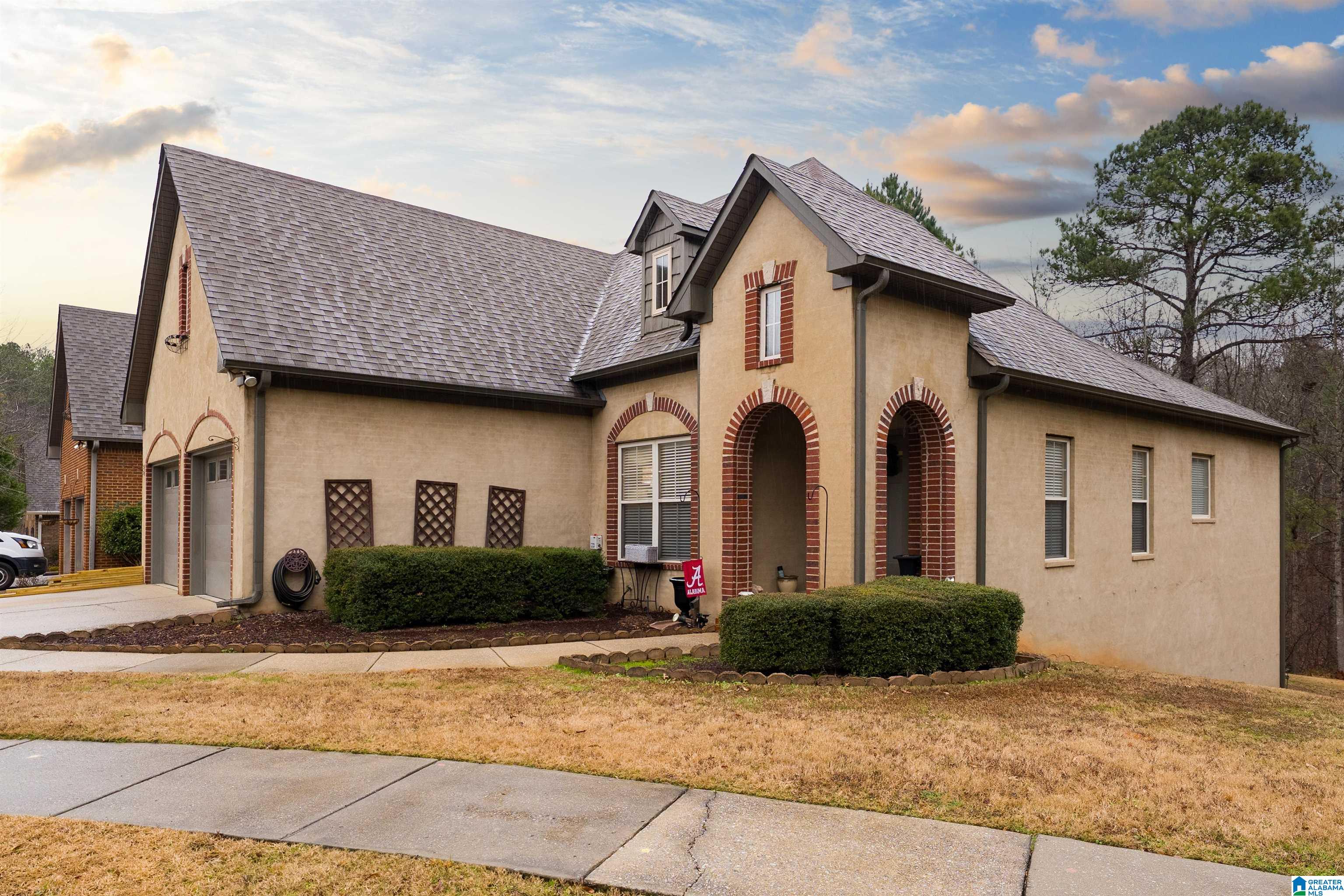 Homes for sale in Pelham, AL | 1127 Weybridge Way, Pelham, AL 35124 | MLS# 21440966