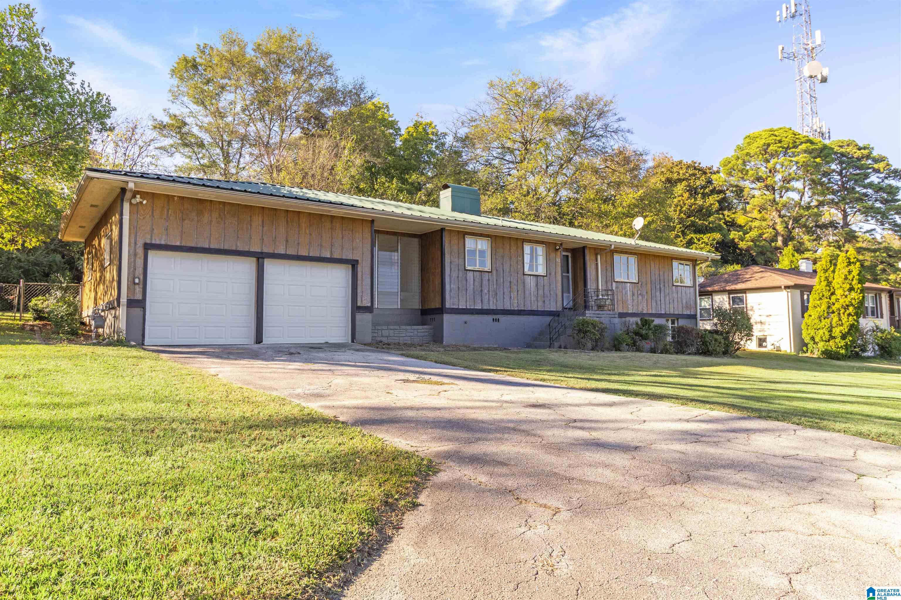 Homes for sale in Hoover, AL | 742 Valley Street, Hoover, AL 35226 | MLS# 21441012