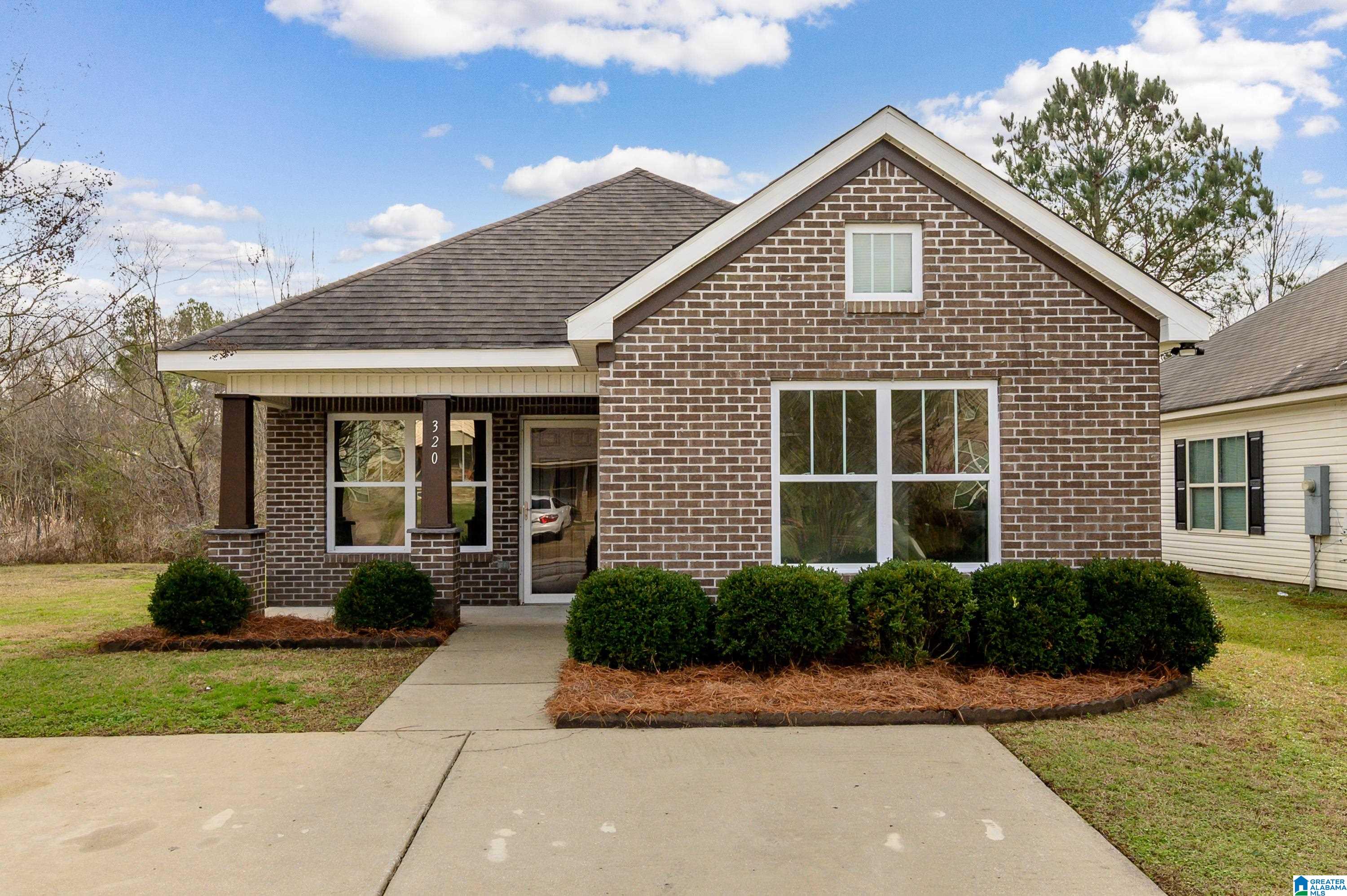 Homes for sale in Calera, AL | 320 Creek Run Circle, Calera, AL 35040 | MLS# 21441024