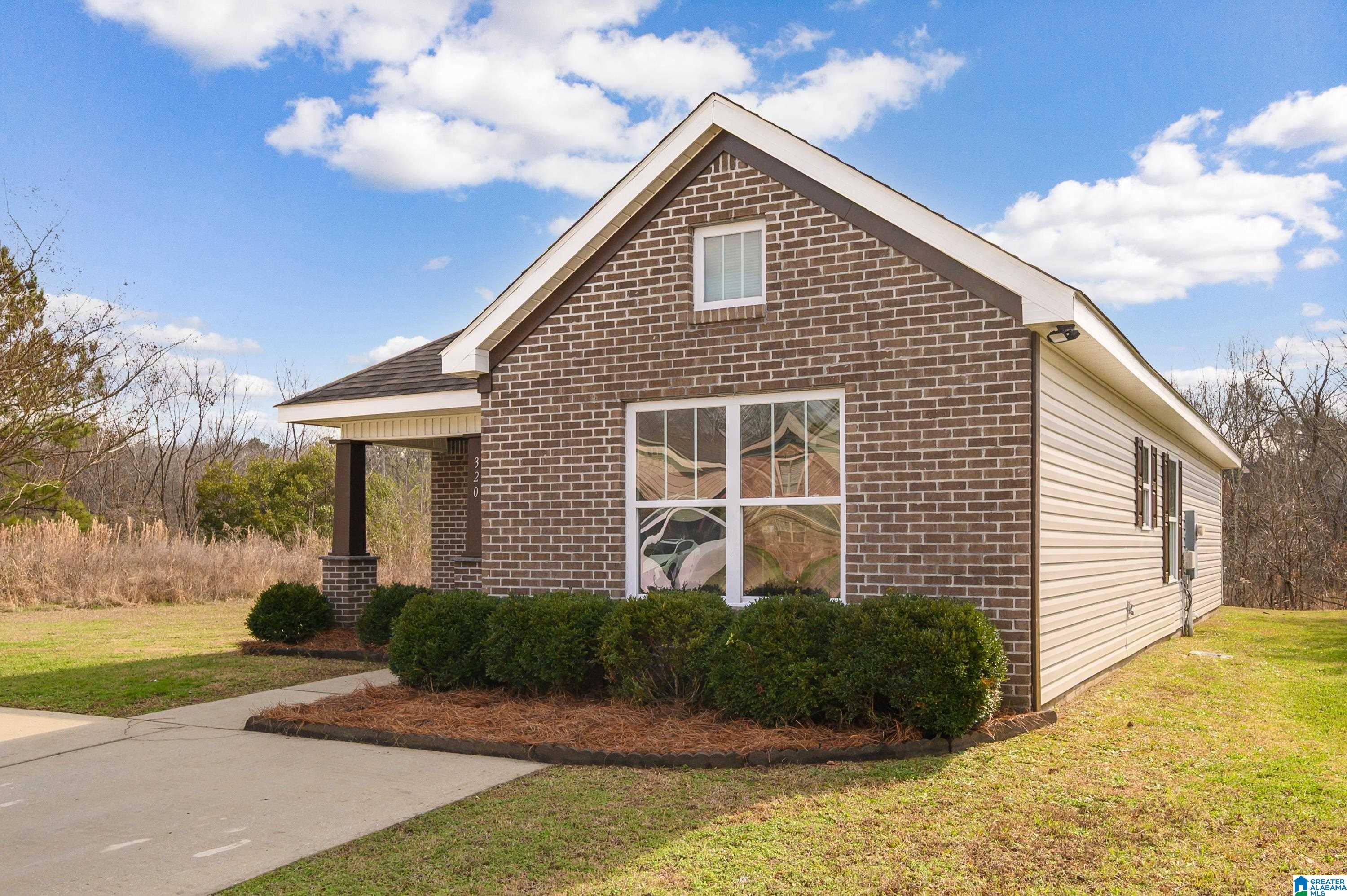 Homes for sale in Calera, AL | 320 Creek Run Circle, Calera, AL 35040 | MLS# 21441024