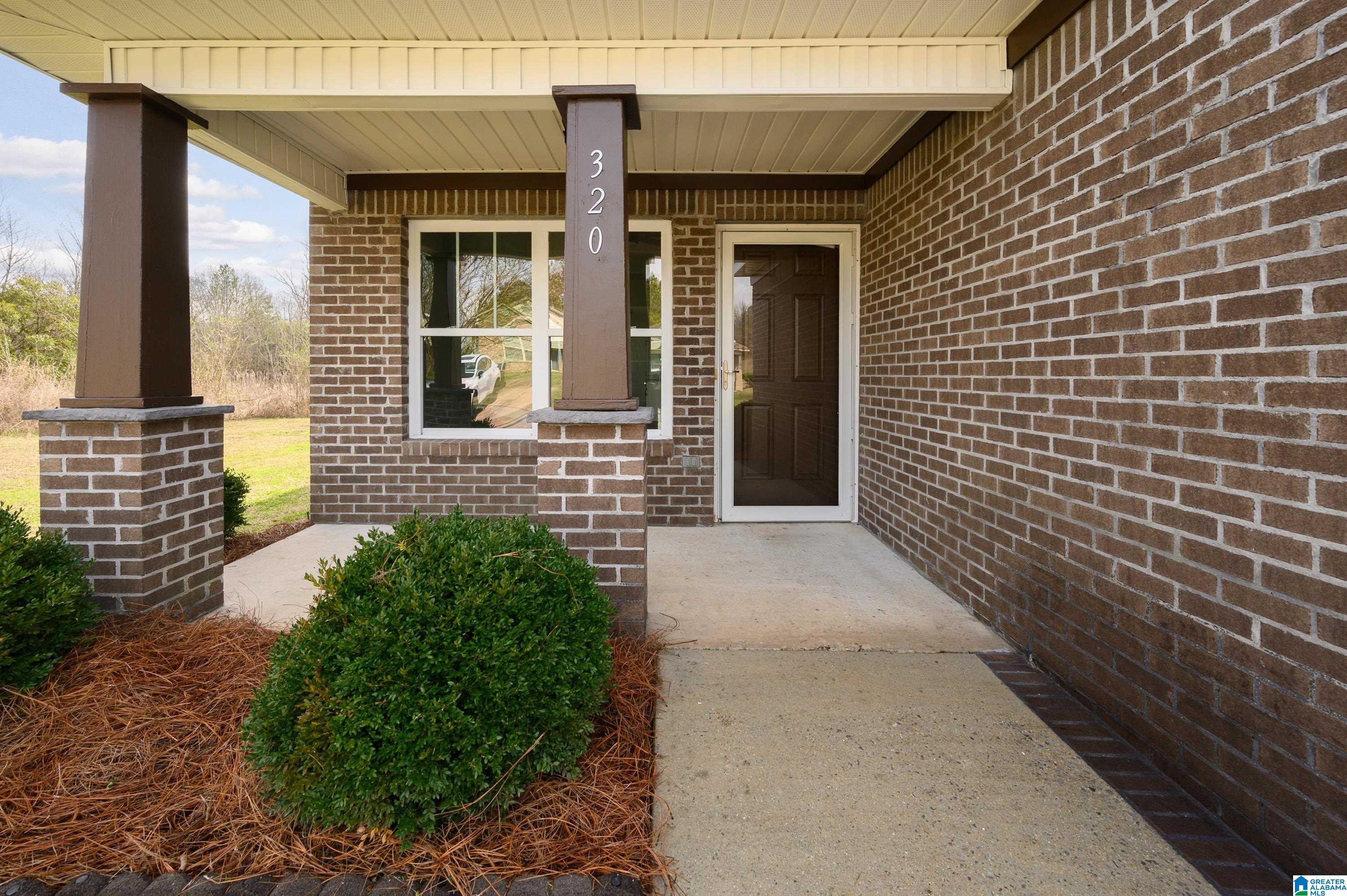 Homes for sale in Calera, AL | 320 Creek Run Circle, Calera, AL 35040 | MLS# 21441024