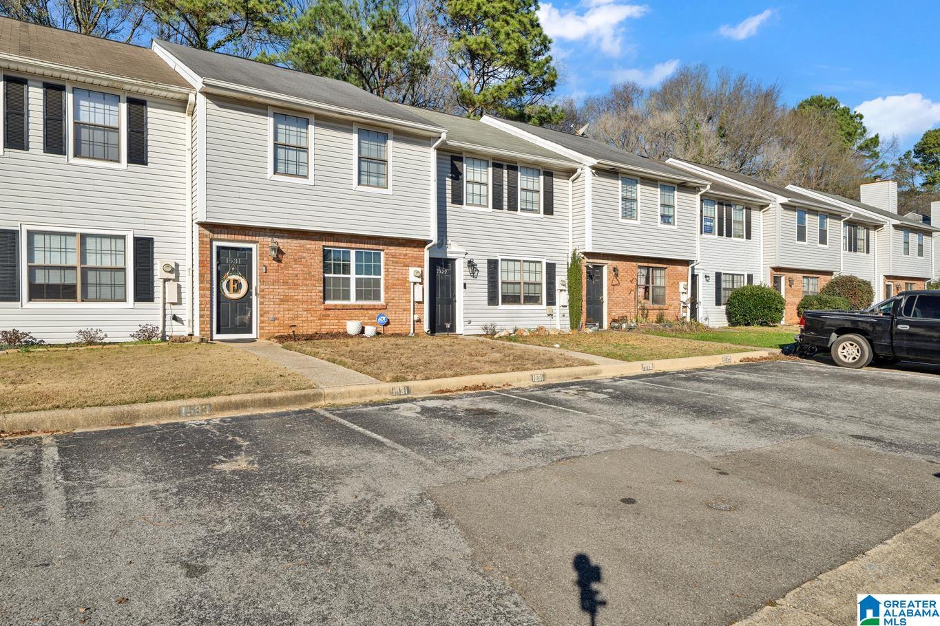 Homes for sale in Alabaster, AL | 1531 Applegate Lane, Alabaster, AL 35007 | MLS# 21441035