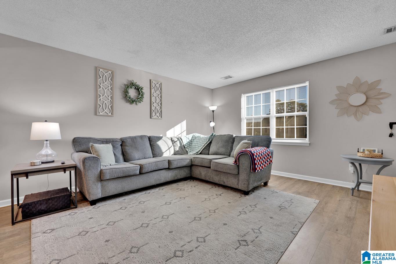 Homes for sale in Alabaster, AL | 1531 Applegate Lane, Alabaster, AL 35007 | MLS# 21441035