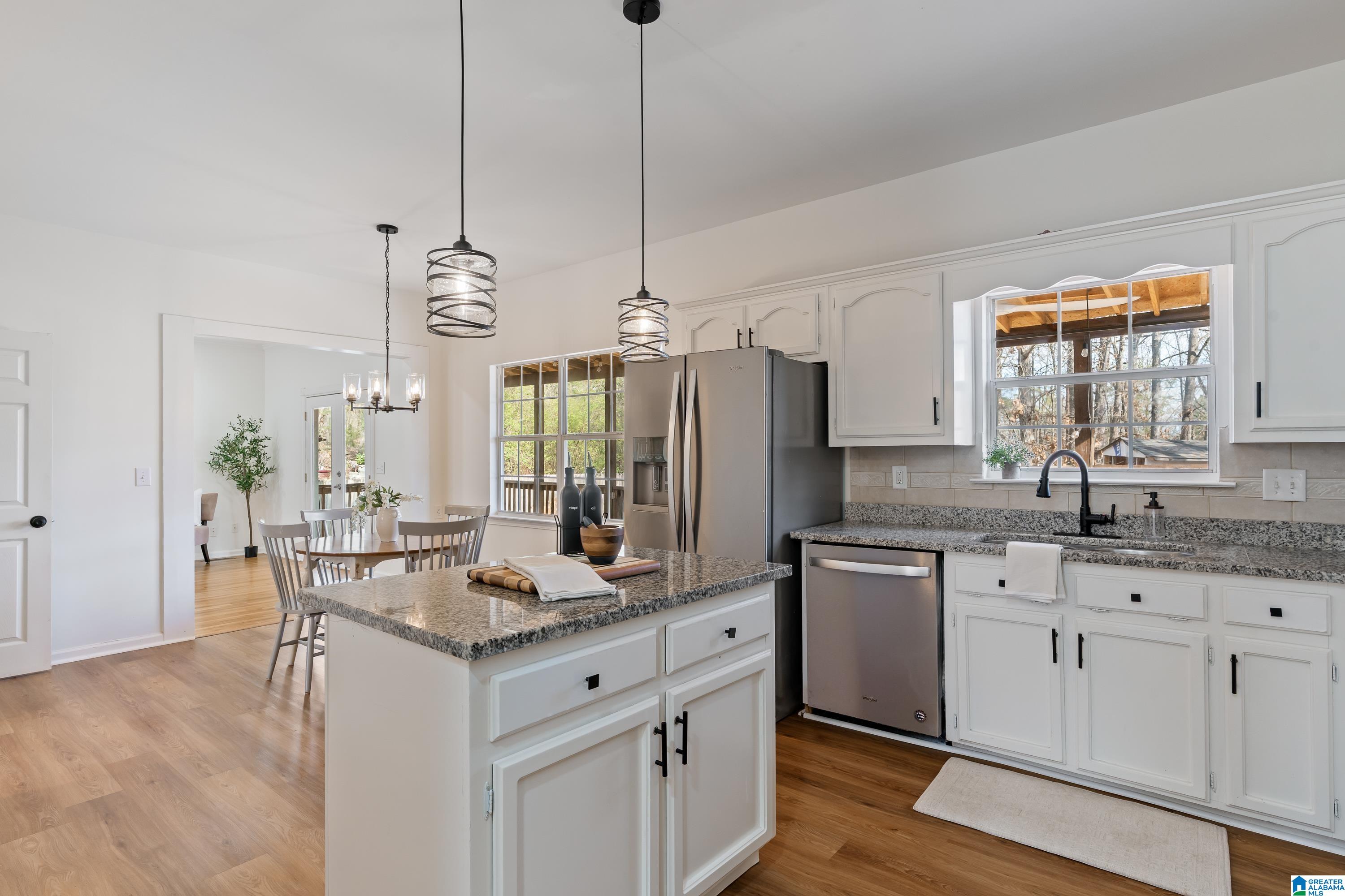 Homes for sale in Alabaster, AL | 120 Sterling Gate Dr, Alabaster, AL 35007 | MLS# 21441043