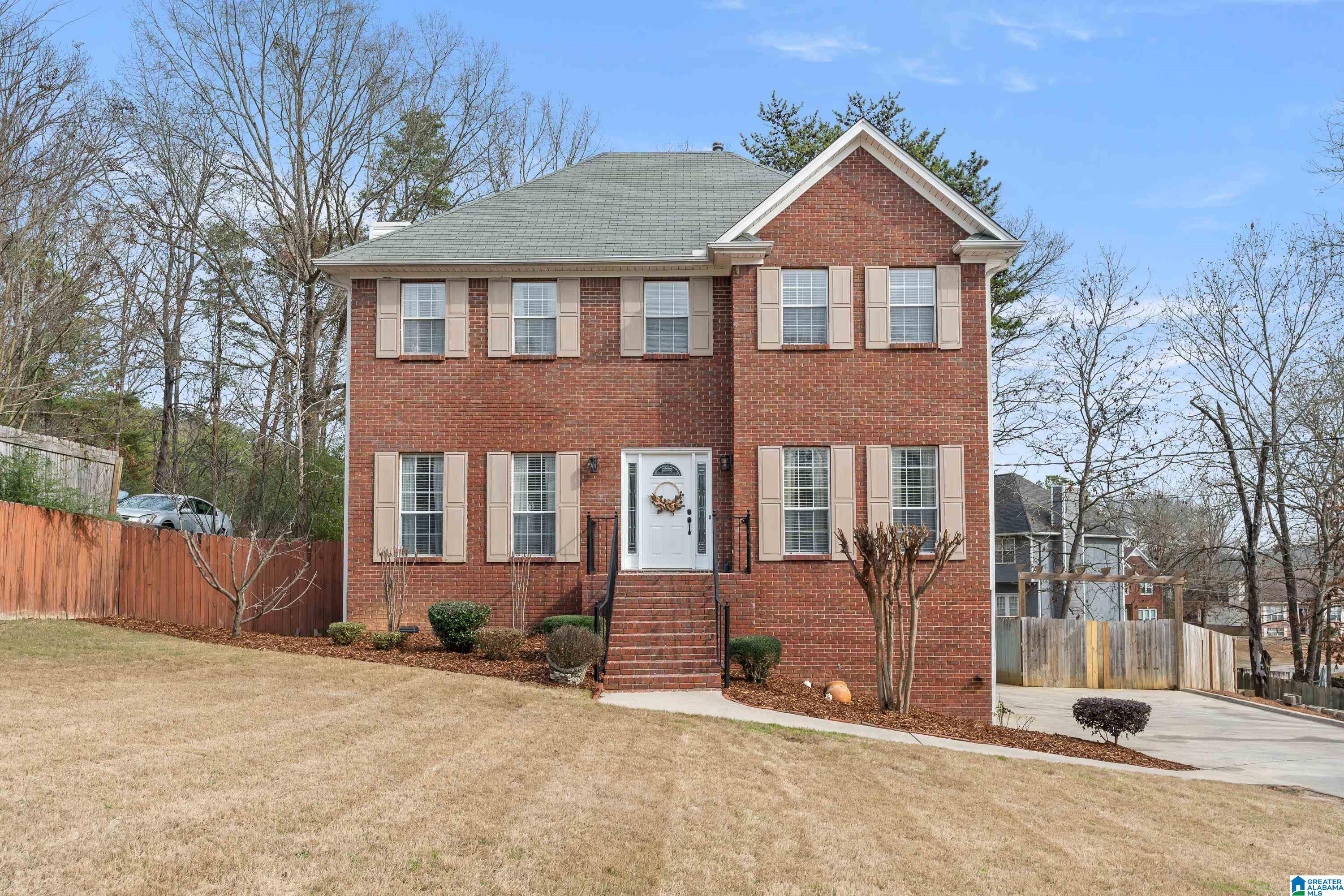 Homes for sale in Alabaster, AL | 120 Sterling Gate Dr, Alabaster, AL 35007 | MLS# 21441043