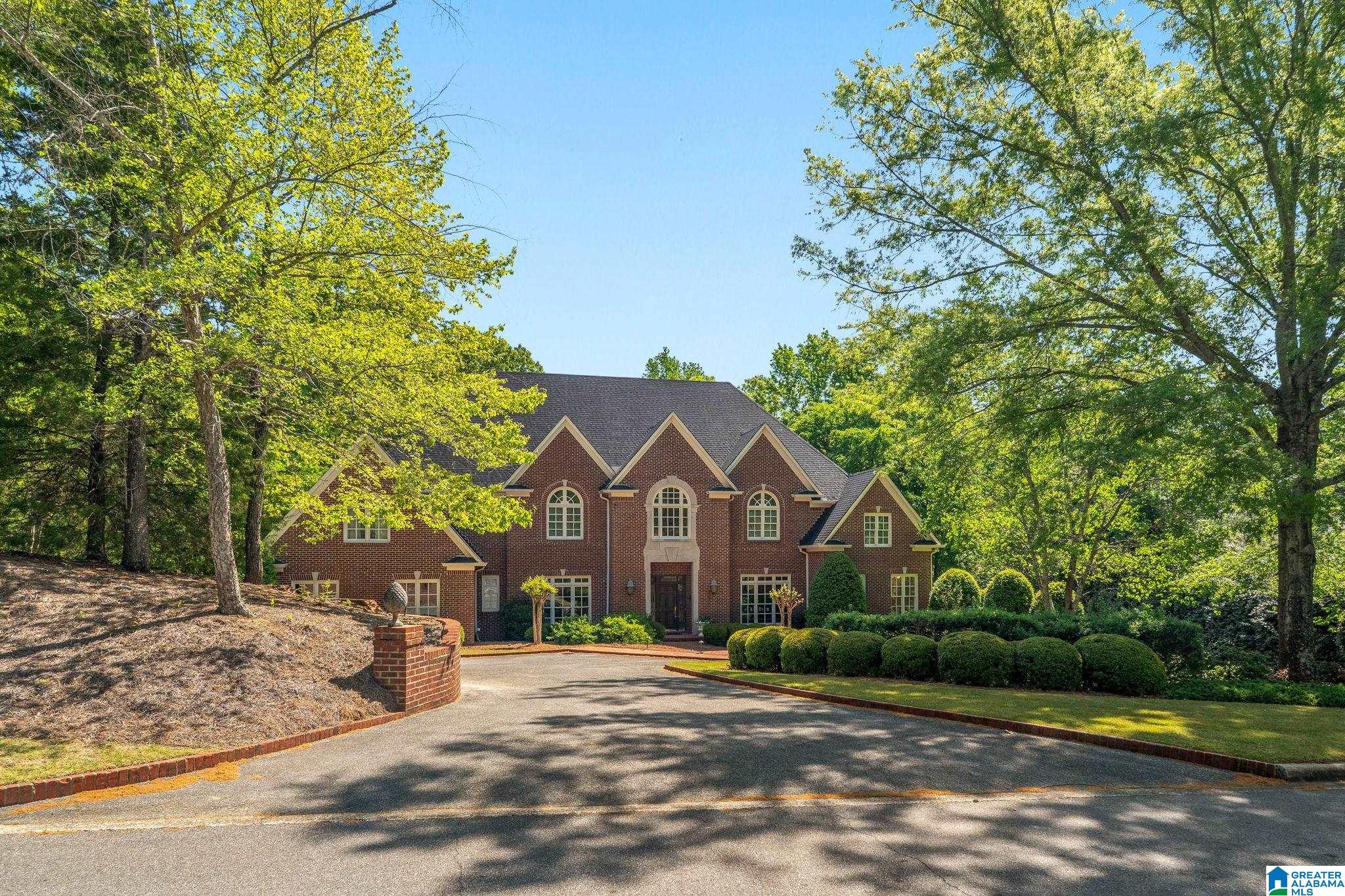 1103 Greymoor Road