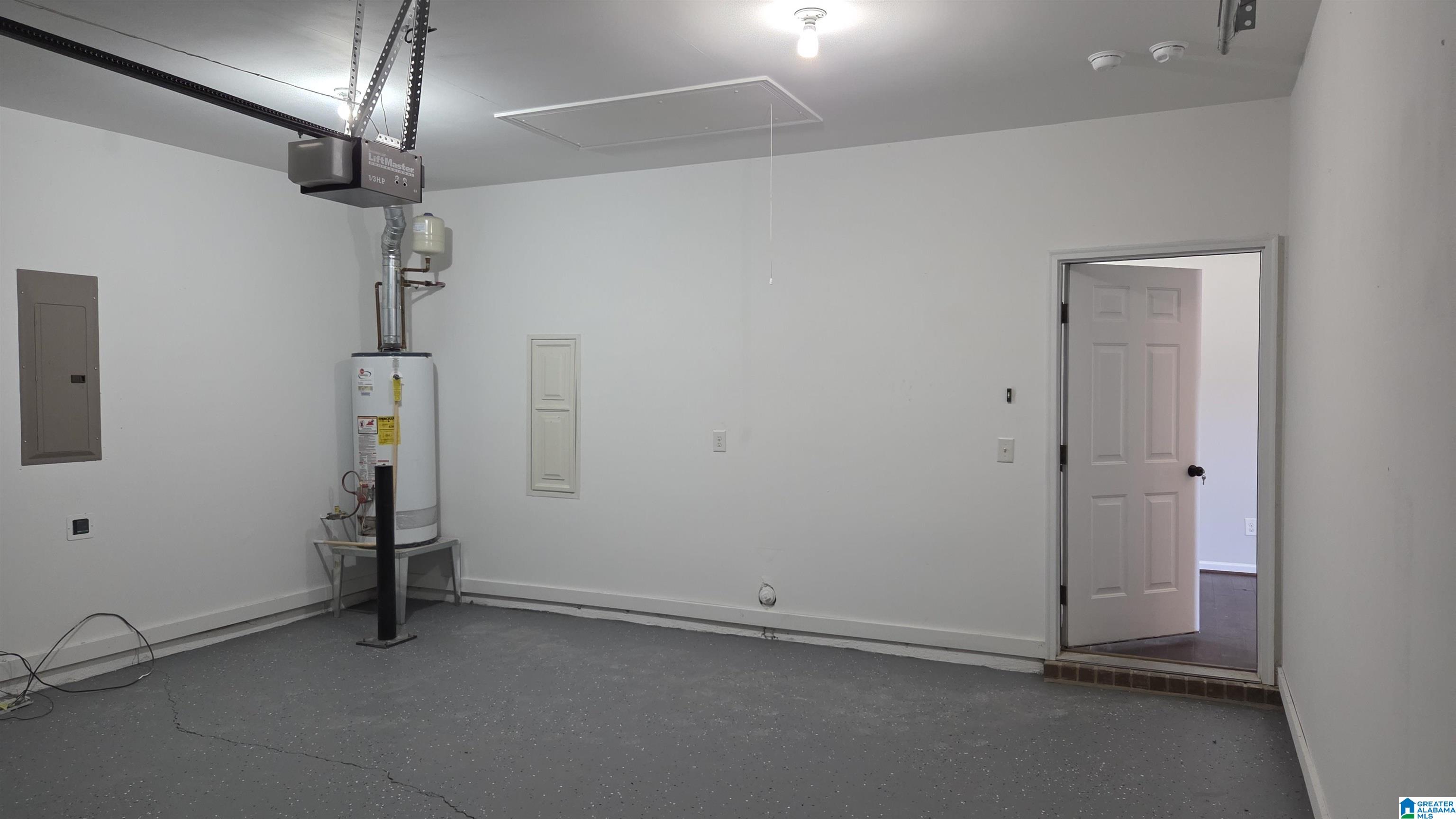 Homes for sale in Alabaster, AL | 1396 N Wynlake Dr, Alabaster, AL 35007 | MLS# 21441069