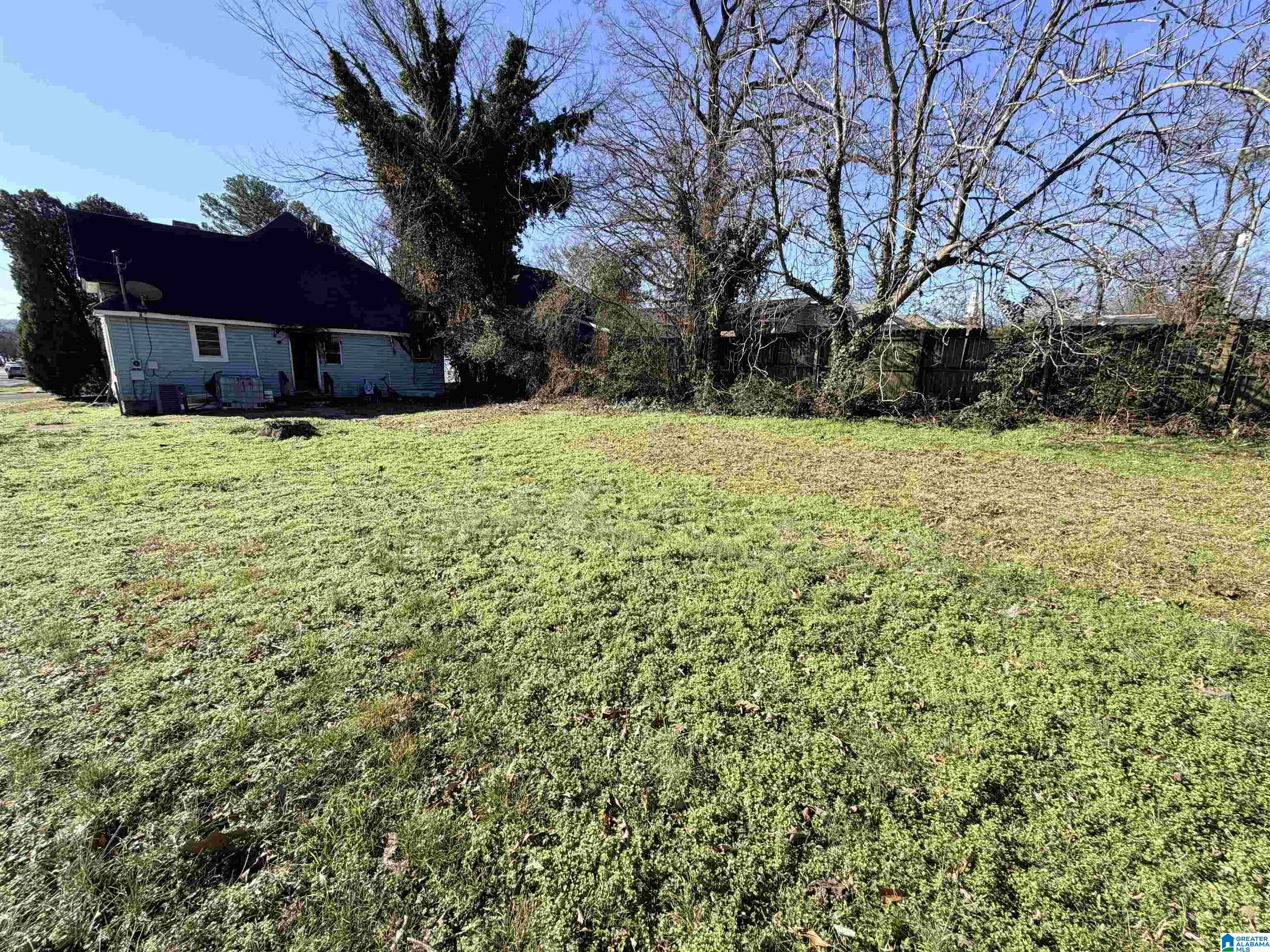 Homes for sale in Birmingham, AL | 1400 4th Court W, Birmingham, AL 35208 | MLS# 21441072