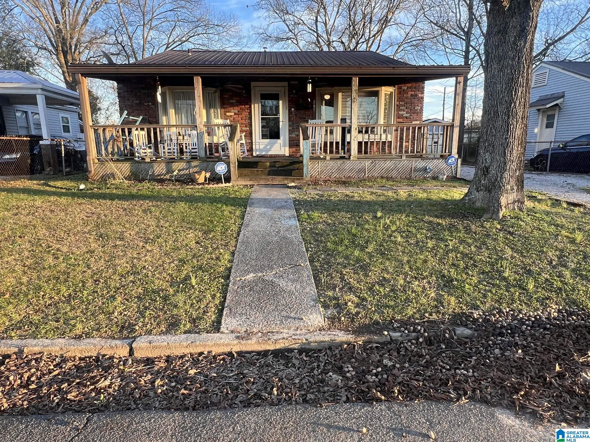 Homes for sale in Gadsden, AL | 307 N 9th Street, Gadsden, AL 35903 | MLS# 21441078