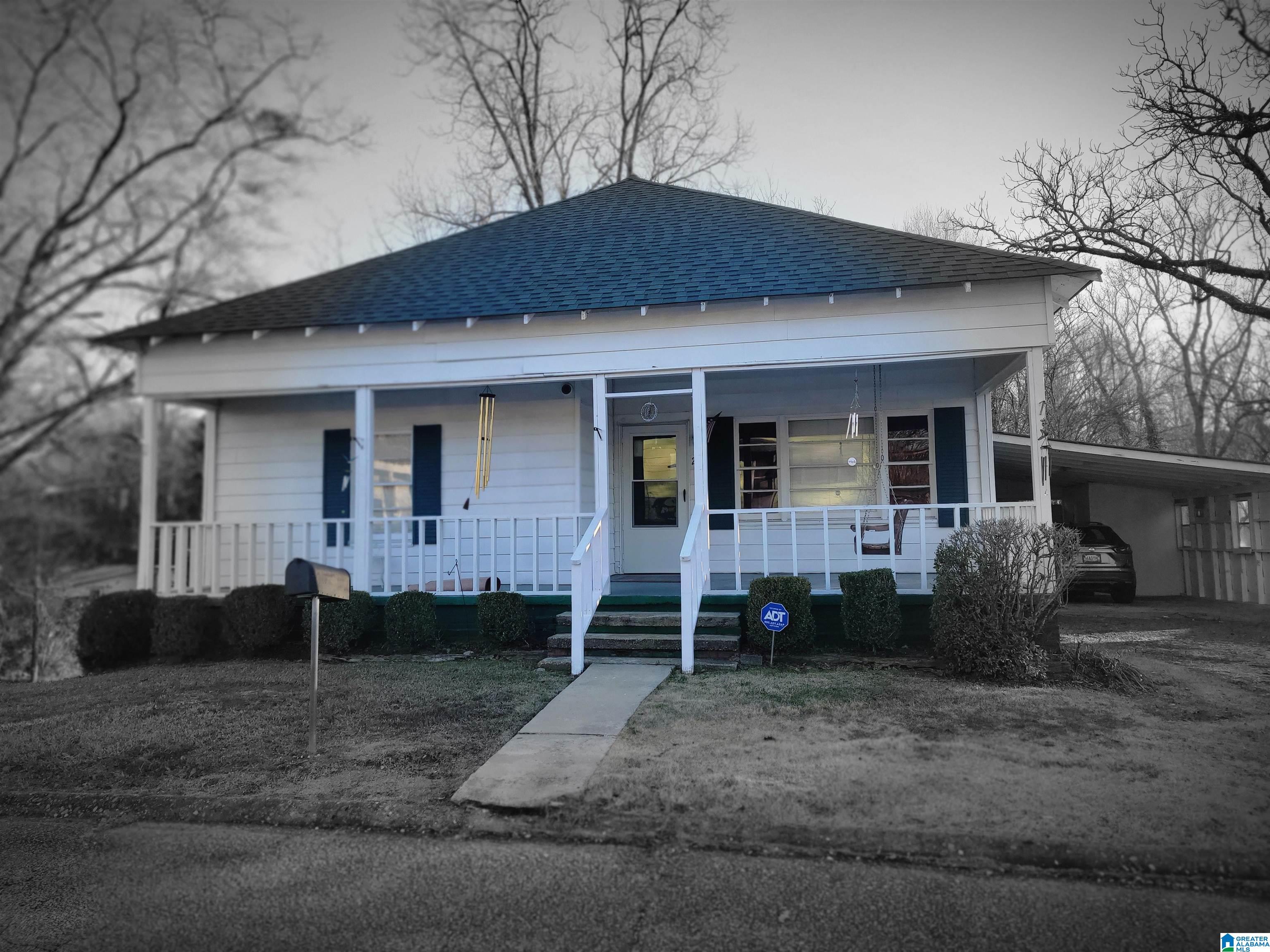 Homes for sale in Roanoke, AL | 211 Commerce Street, Roanoke, AL 36274 | MLS# 21441125