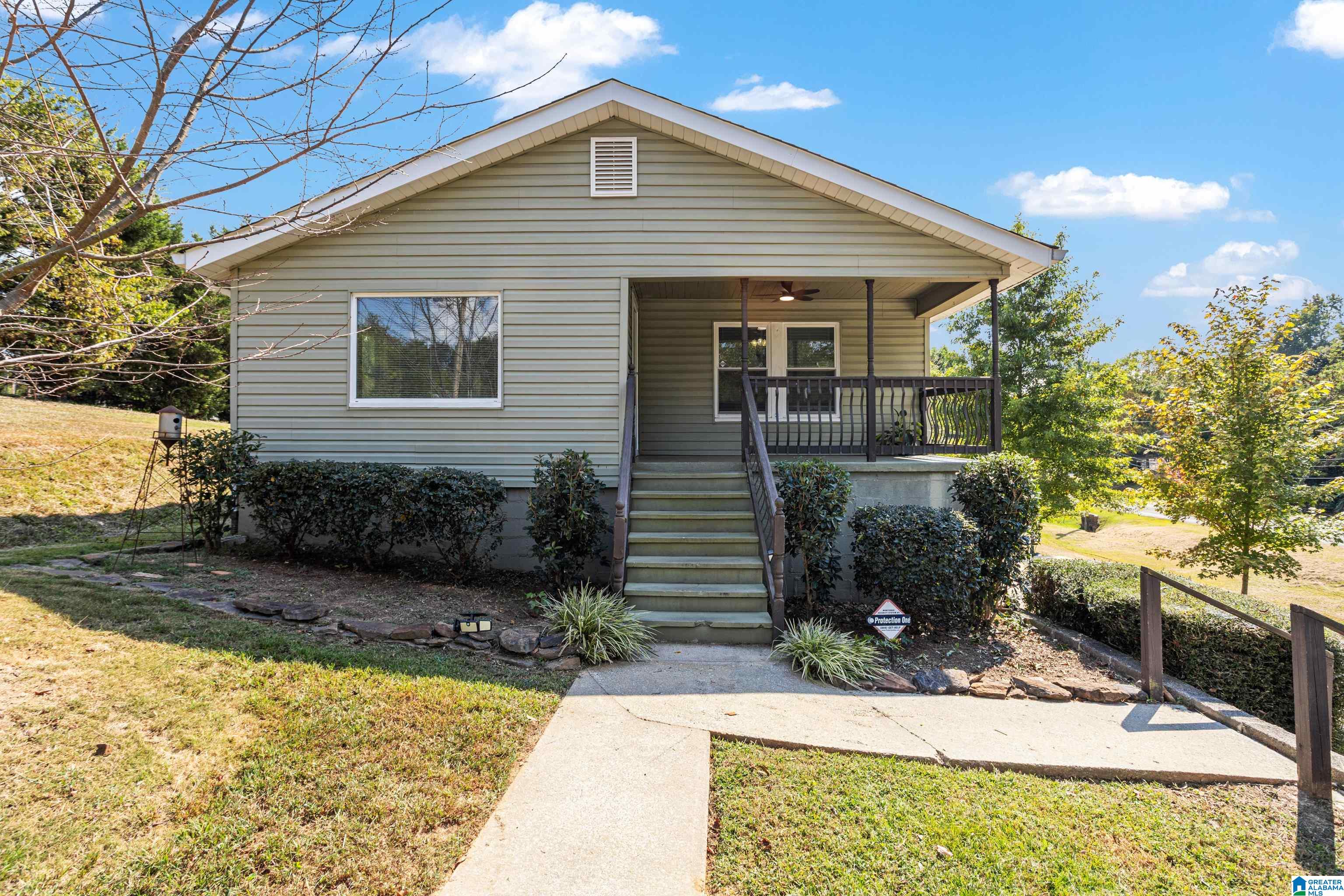 Homes for sale in Fultondale, AL | 1232 2Nd Avenue, Fultondale, AL 35068 | MLS# 21441196