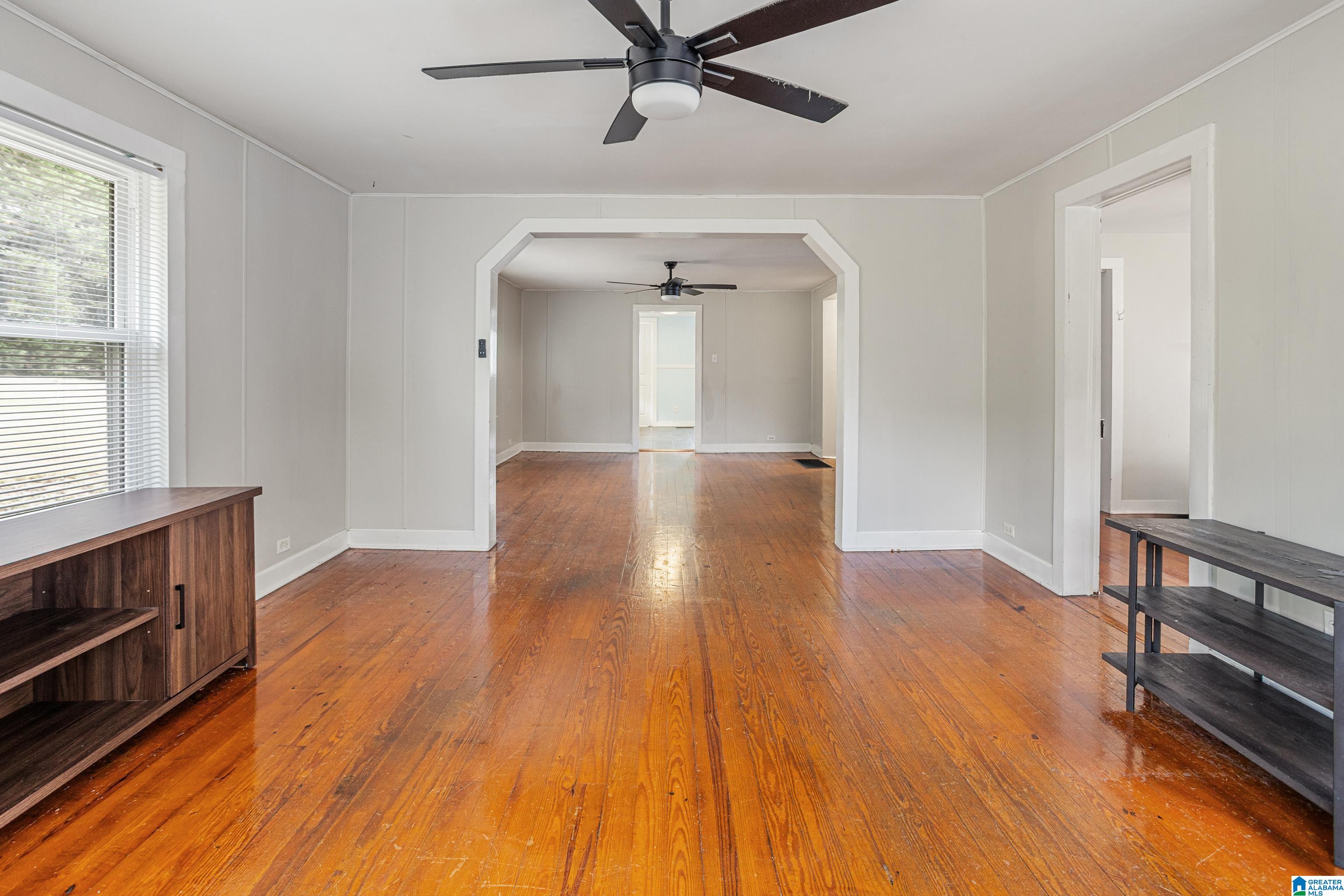 Homes for sale in Fultondale, AL | 1232 2Nd Avenue, Fultondale, AL 35068 | MLS# 21441196