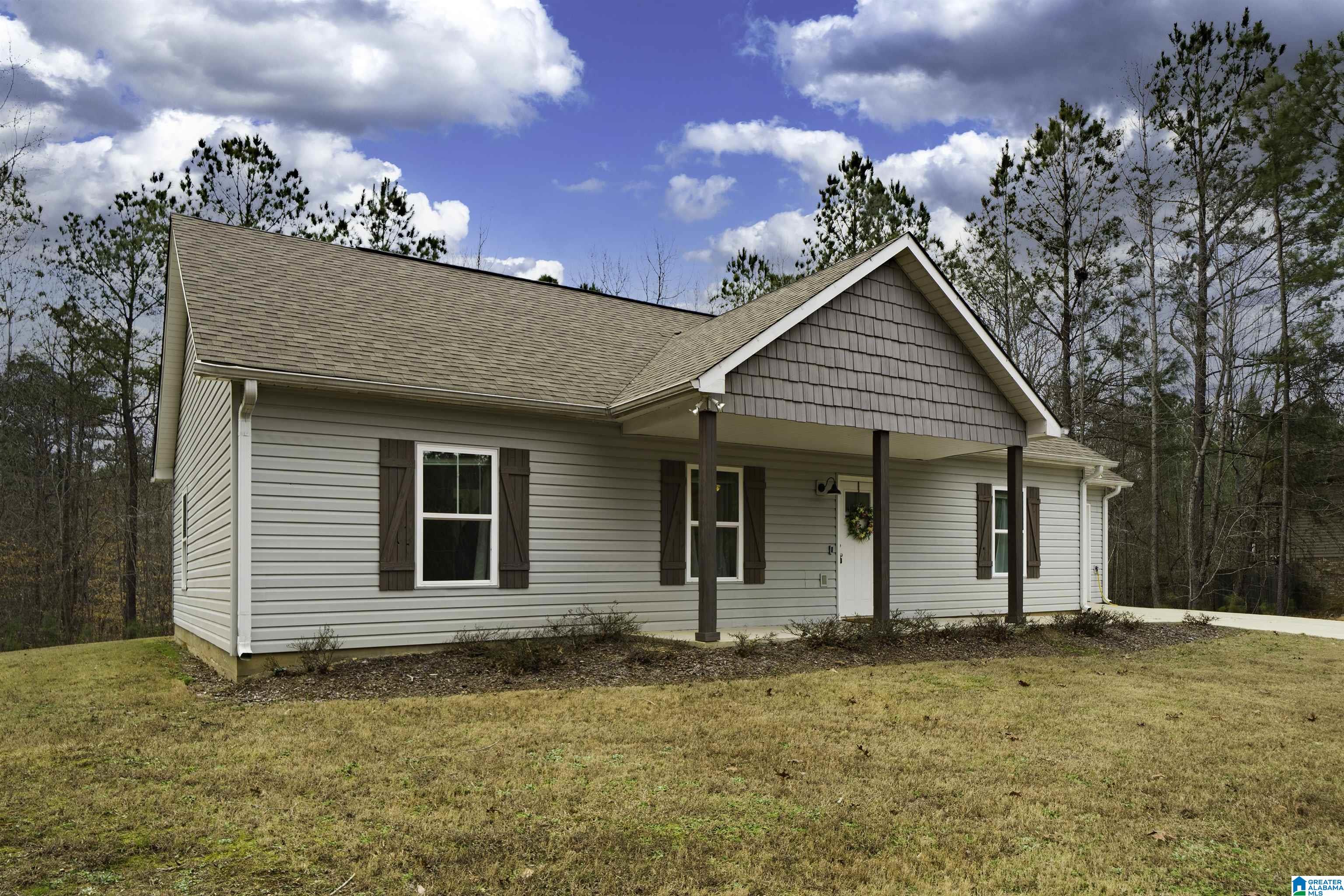 Homes for sale in Odenville, AL | 100 Parkwood Way, Odenville, AL 35120 | MLS# 21441197