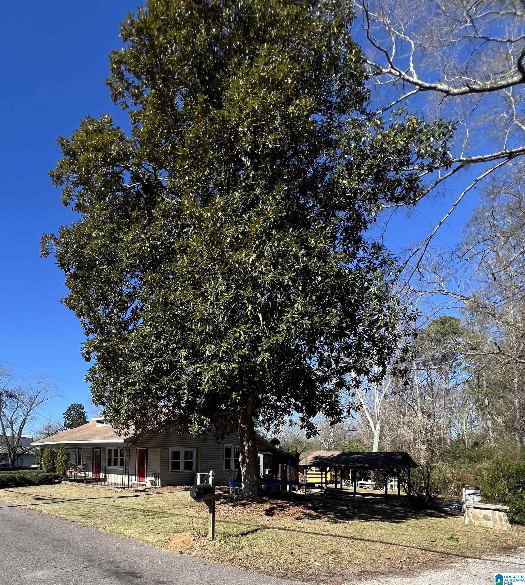 Homes for sale in Columbiana, AL | 110 Carter Lane, Columbiana, AL 35051 | MLS# 21441200