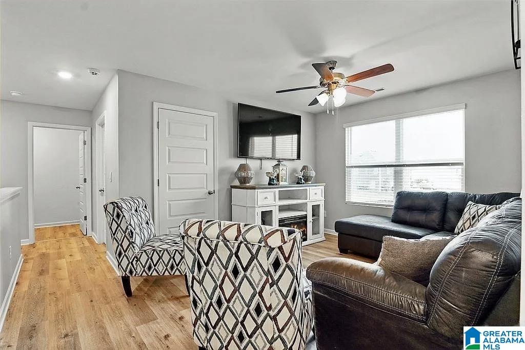 Homes for sale in Alabaster, AL | 3001 Specklebelly Way, Alabaster, AL 35007 | MLS# 21441208