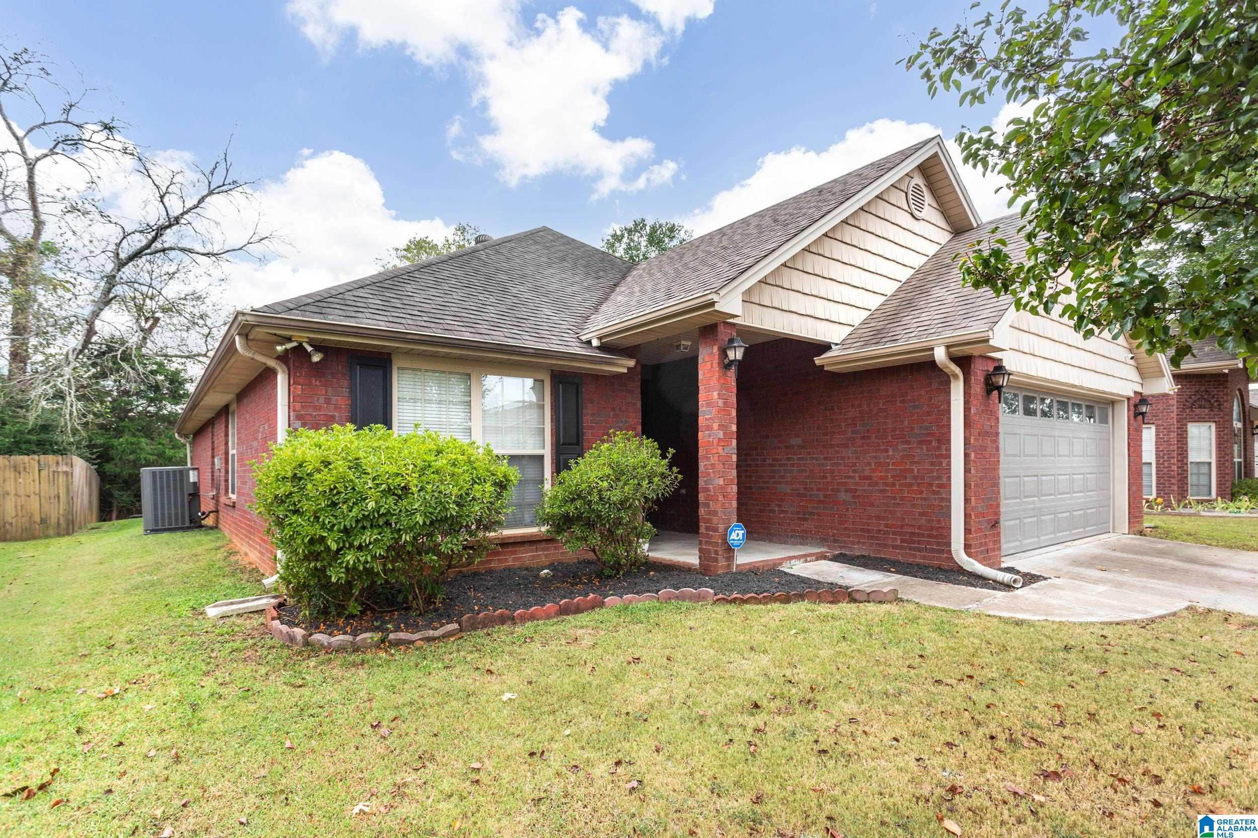 Homes for sale in Moody, AL | 2058 Edgewood Dr, Moody, AL 35004 | MLS# 21441238