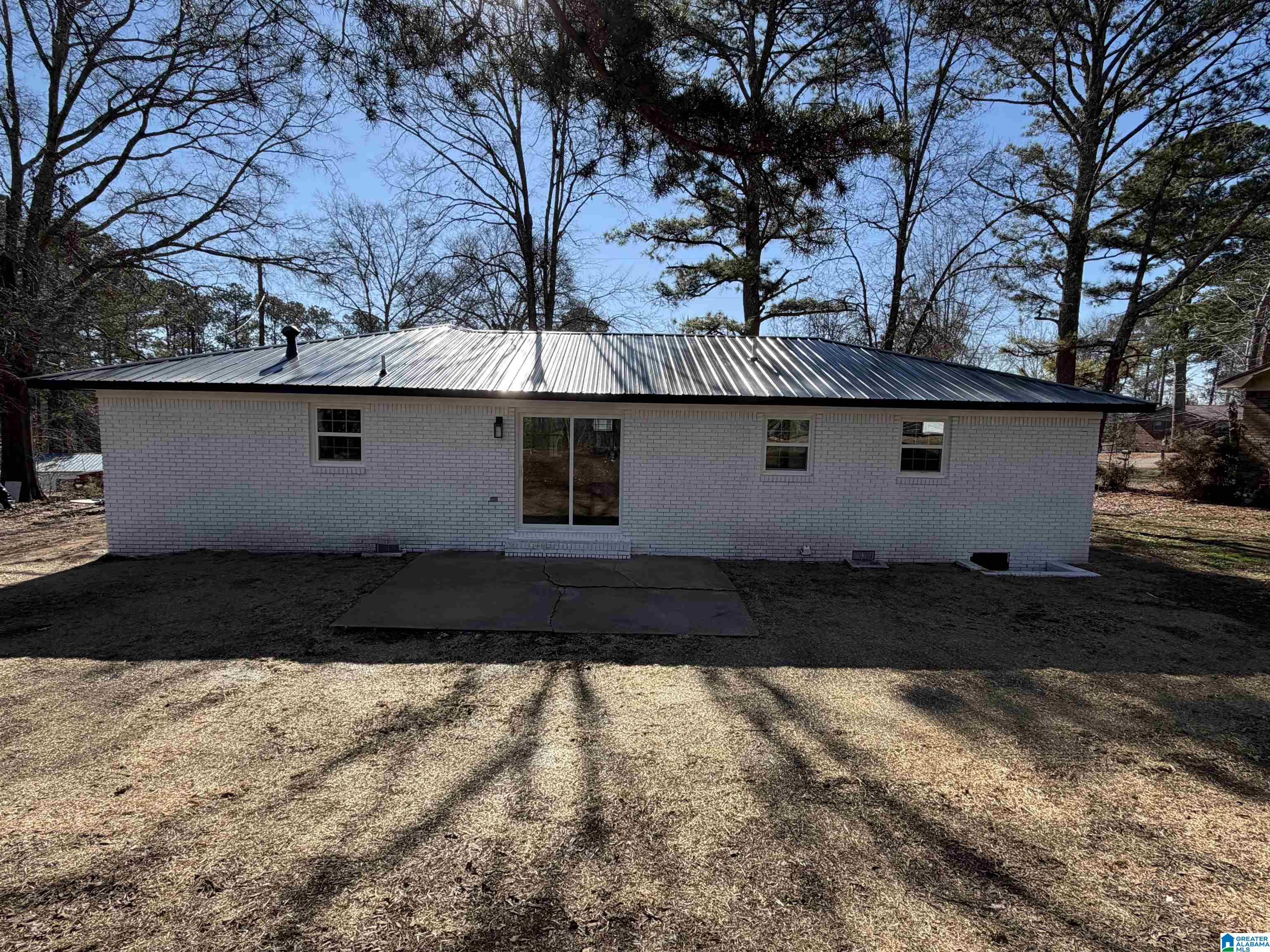 Homes for sale in Weaver, AL | 1027 Hillcrest Dr, Weaver, AL 36277 | MLS# 21441257