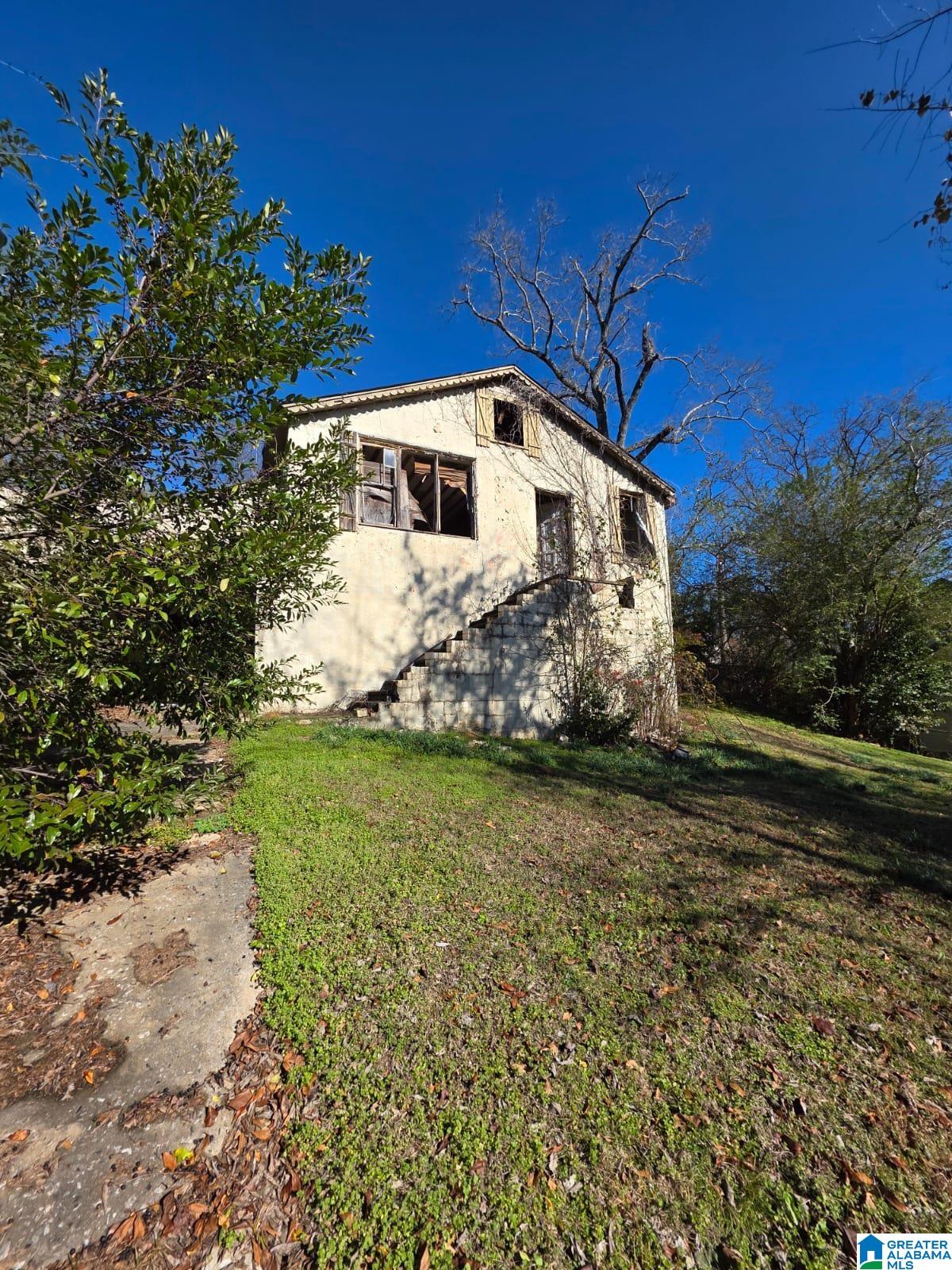 Homes for sale in Midfield, AL | 292 12Th Avenue, Midfield, AL 35228 | MLS# 21441280