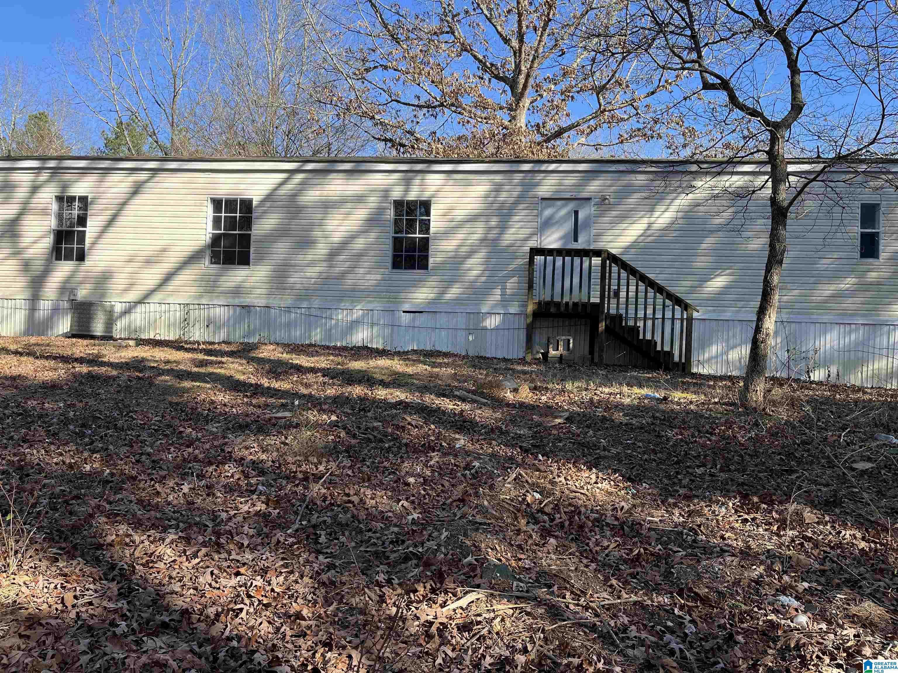Homes for sale in Haleyville, AL | 4075 County Road, Haleyville, AL 35565 | MLS# 21441303