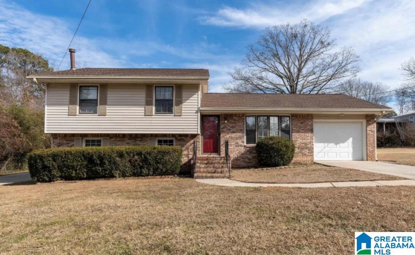 105 LADYWOOD LANE