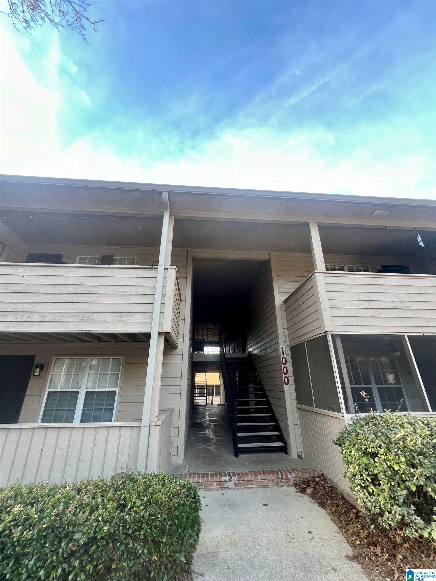 Homes for sale in Hoover, AL | 1010 Patton Creek Lane #1010, Hoover, AL 35226 | MLS# 21441333