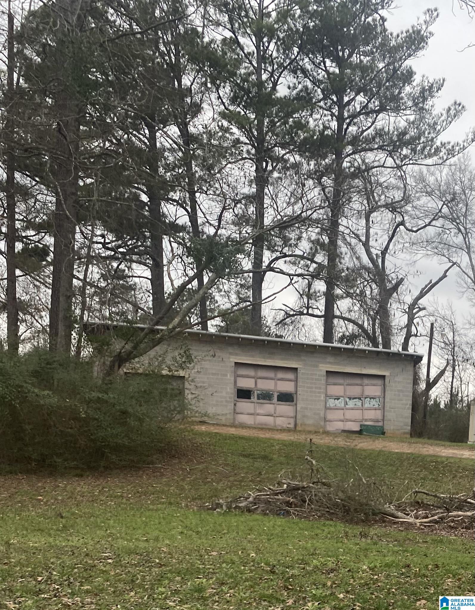 Homes for sale in West Blocton, AL | 5149 Truman Aldrich Parkway, West Blocton, AL 35184 | MLS# 21441340