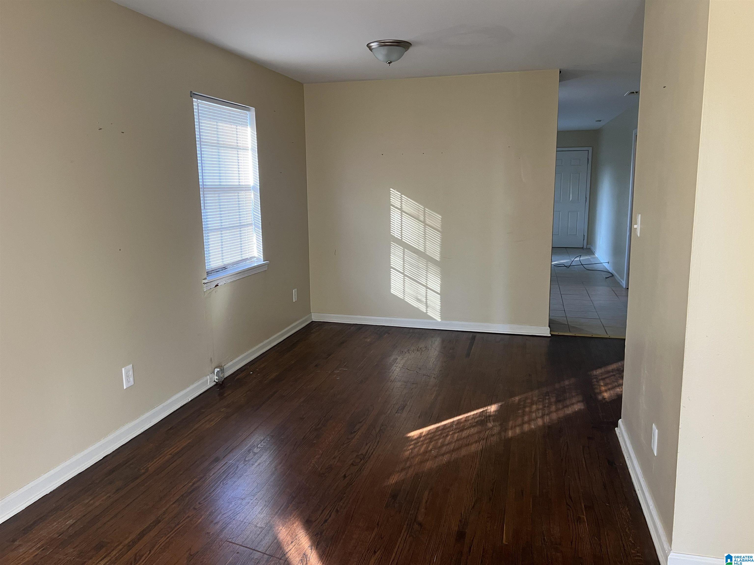 Homes for sale in Birmingham, AL | 1352 18th Street Sw, Birmingham, AL 35211 | MLS# 21441349