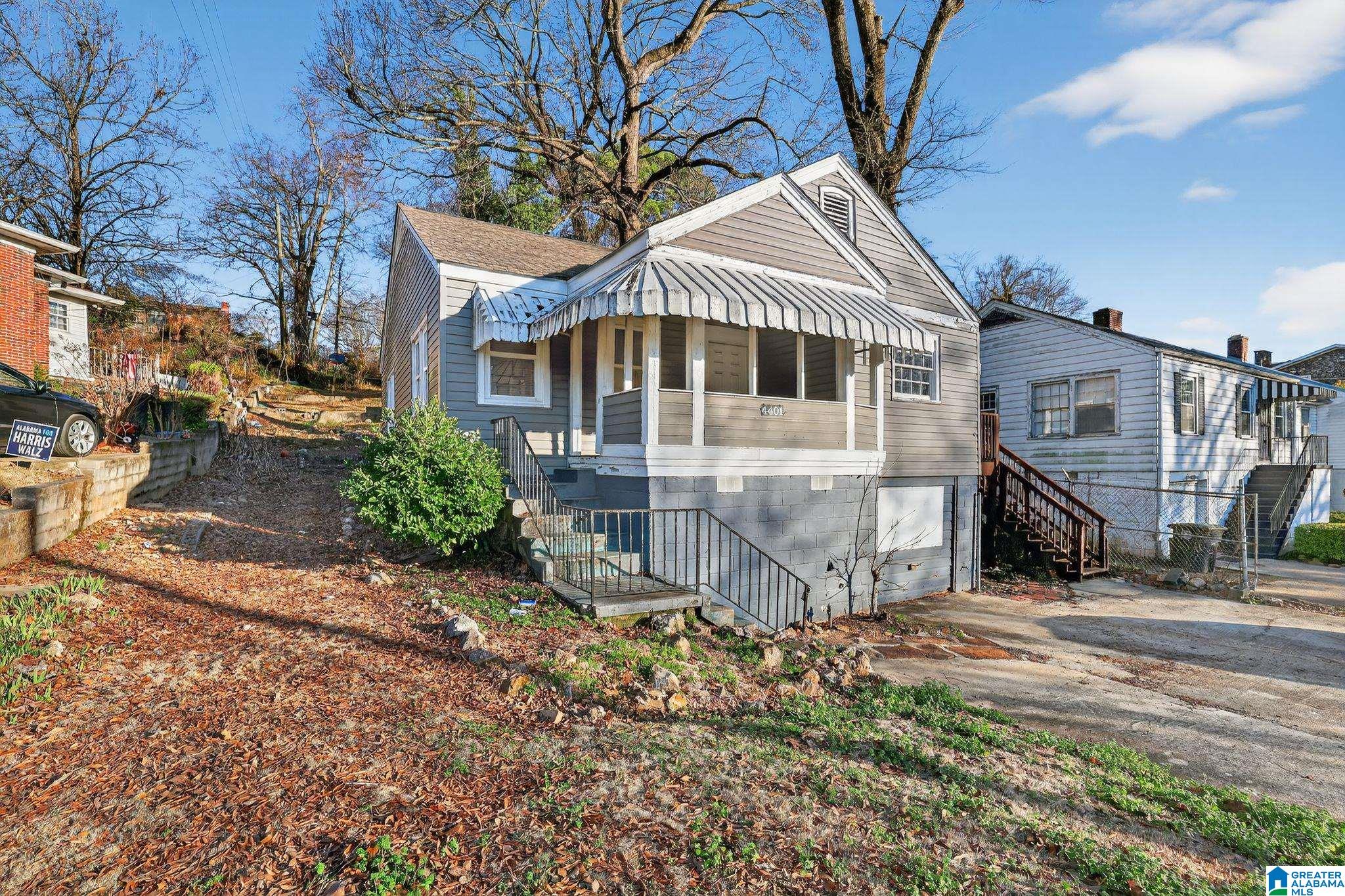 Homes for sale in Birmingham, AL | 4401 Avenue I N, Birmingham, AL 35208 | MLS# 21441359