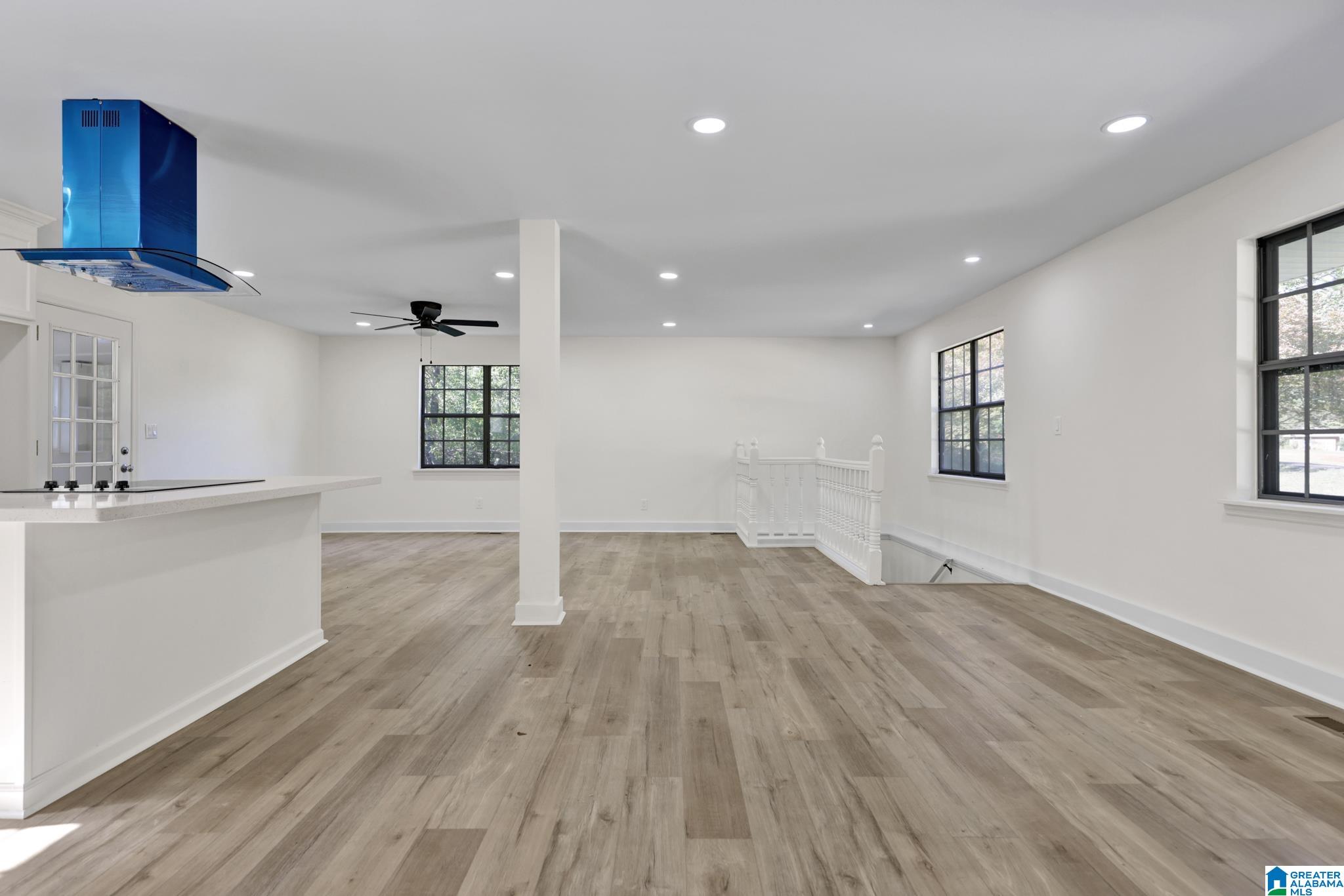 Homes for sale in Hueytown, AL | 912 Clark Mountain Road, Hueytown, AL 35023 | MLS# 21441365