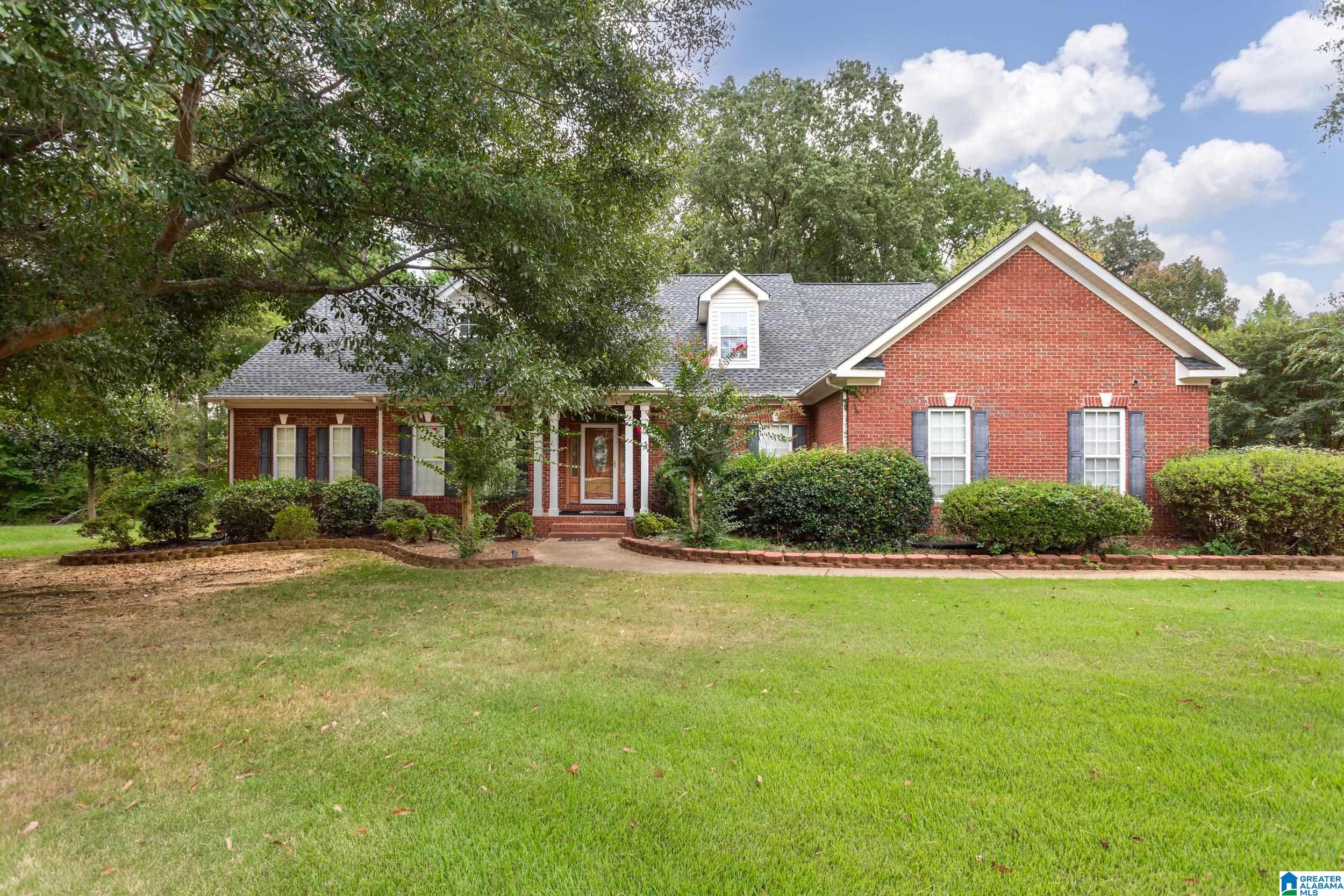 40 MANOR PLACE