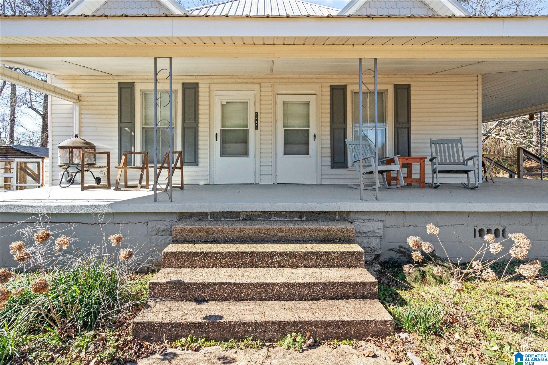 Homes for sale in Roanoke, AL | 4653 County Road 87, Roanoke, AL 36274 | MLS# 21441387