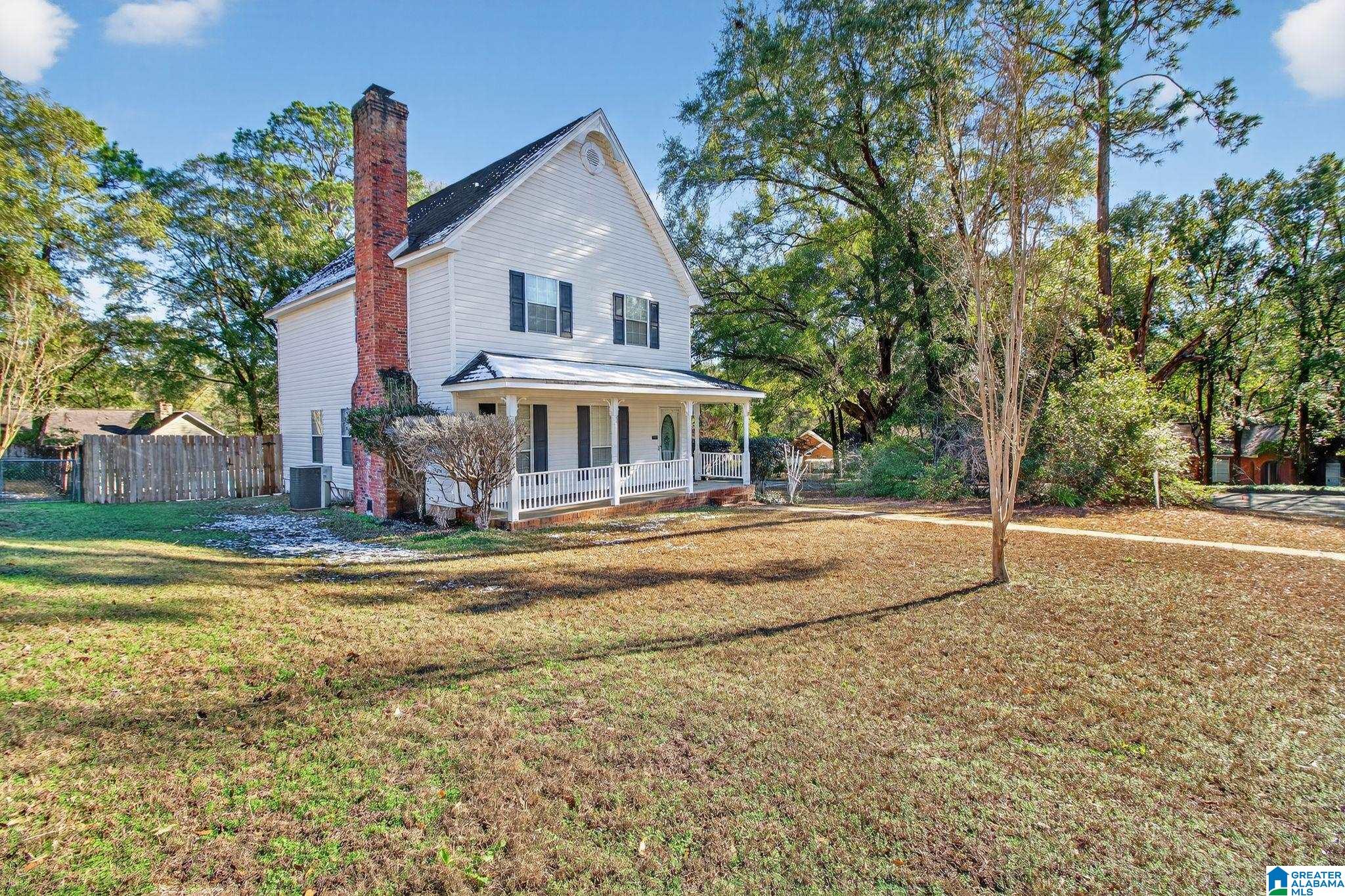 Homes for sale in Dothan, AL | 100 Timberline Circle E, Dothan, AL 36303 | MLS# 21441391