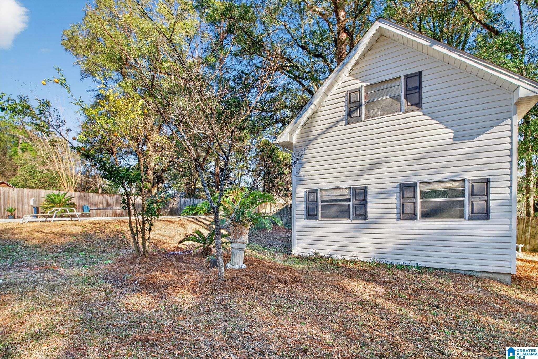 Homes for sale in Dothan, AL | 100 Timberline Circle E, Dothan, AL 36303 | MLS# 21441391