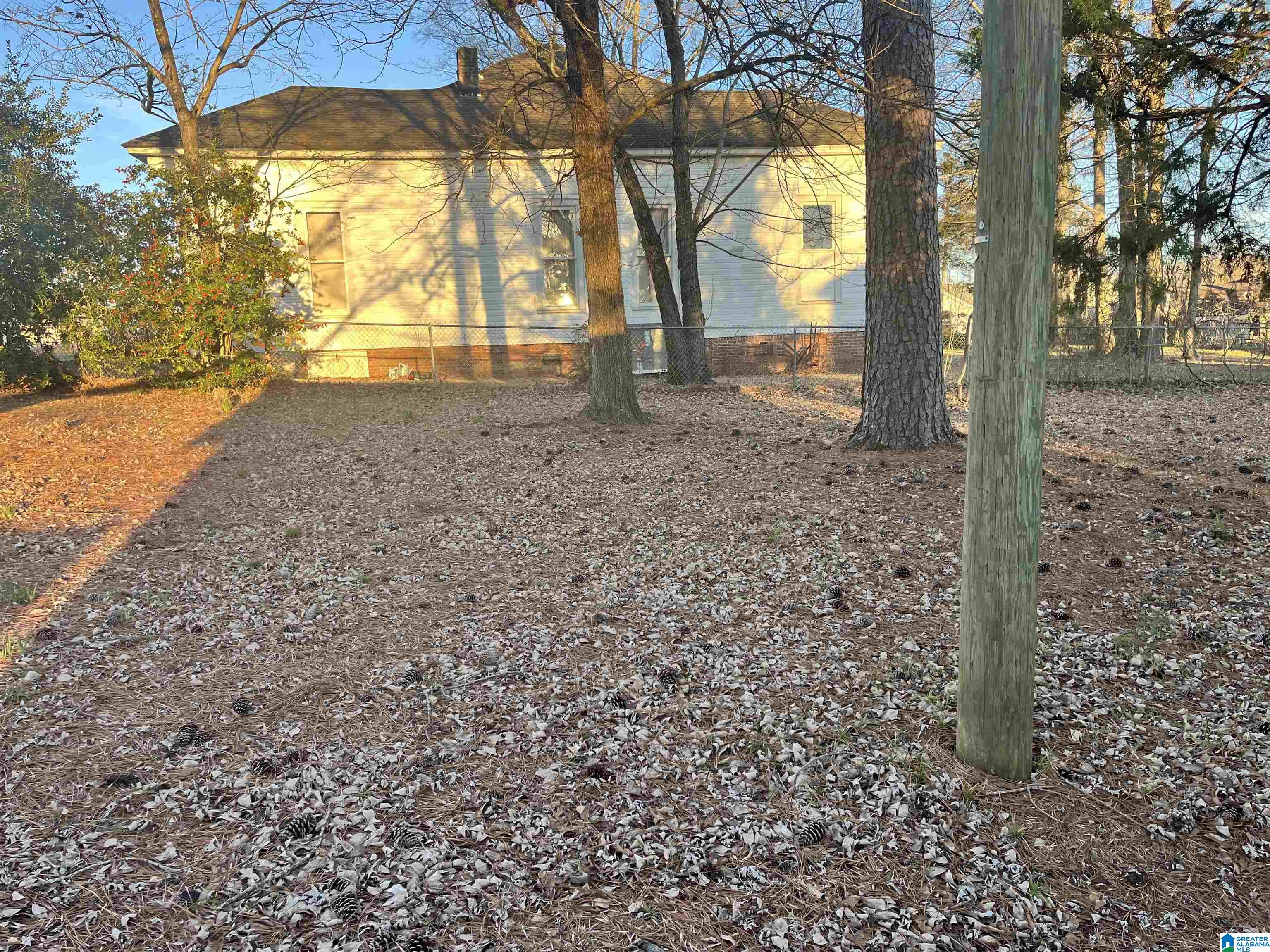 Homes for sale in Pell City, AL | 110 20th Street N, Pell City, AL 35125 | MLS# 21441393