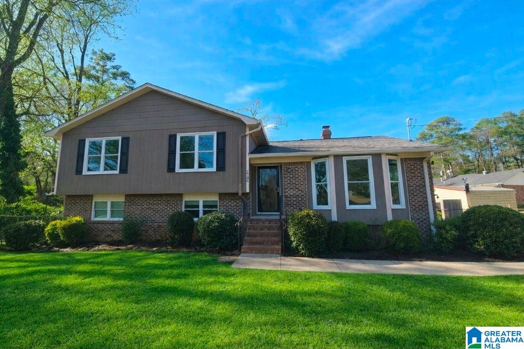 Homes for sale in Center Point, AL | 1736 Reed Road Ne, Center Point, AL 35215 | MLS# 21441413