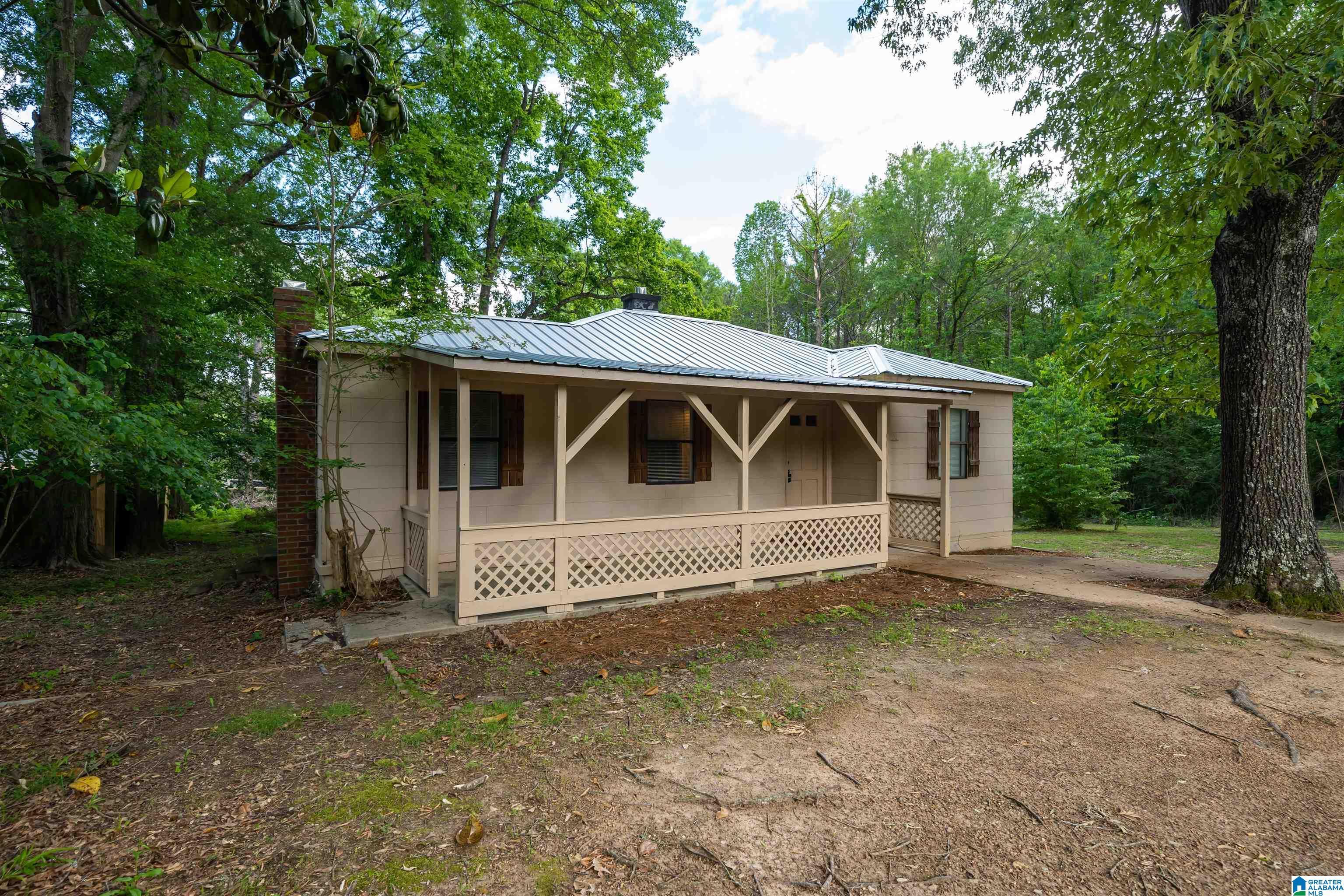 Homes for sale in Childersburg, AL | 496 15Th Avenue Sw, Childersburg, AL 35044 | MLS# 21441433