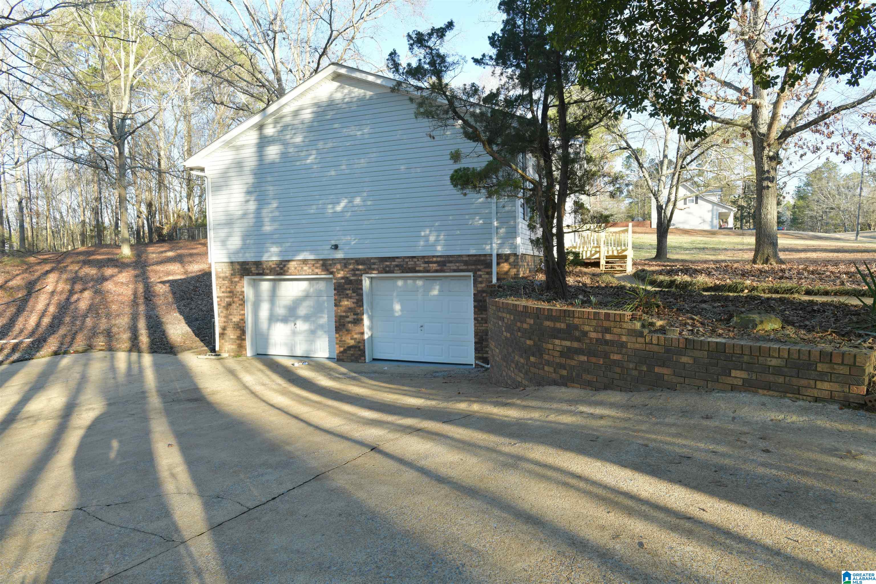 Homes for sale in Pell City, AL | 420 Hodgens Dr, Pell City, AL 35125 | MLS# 21441494