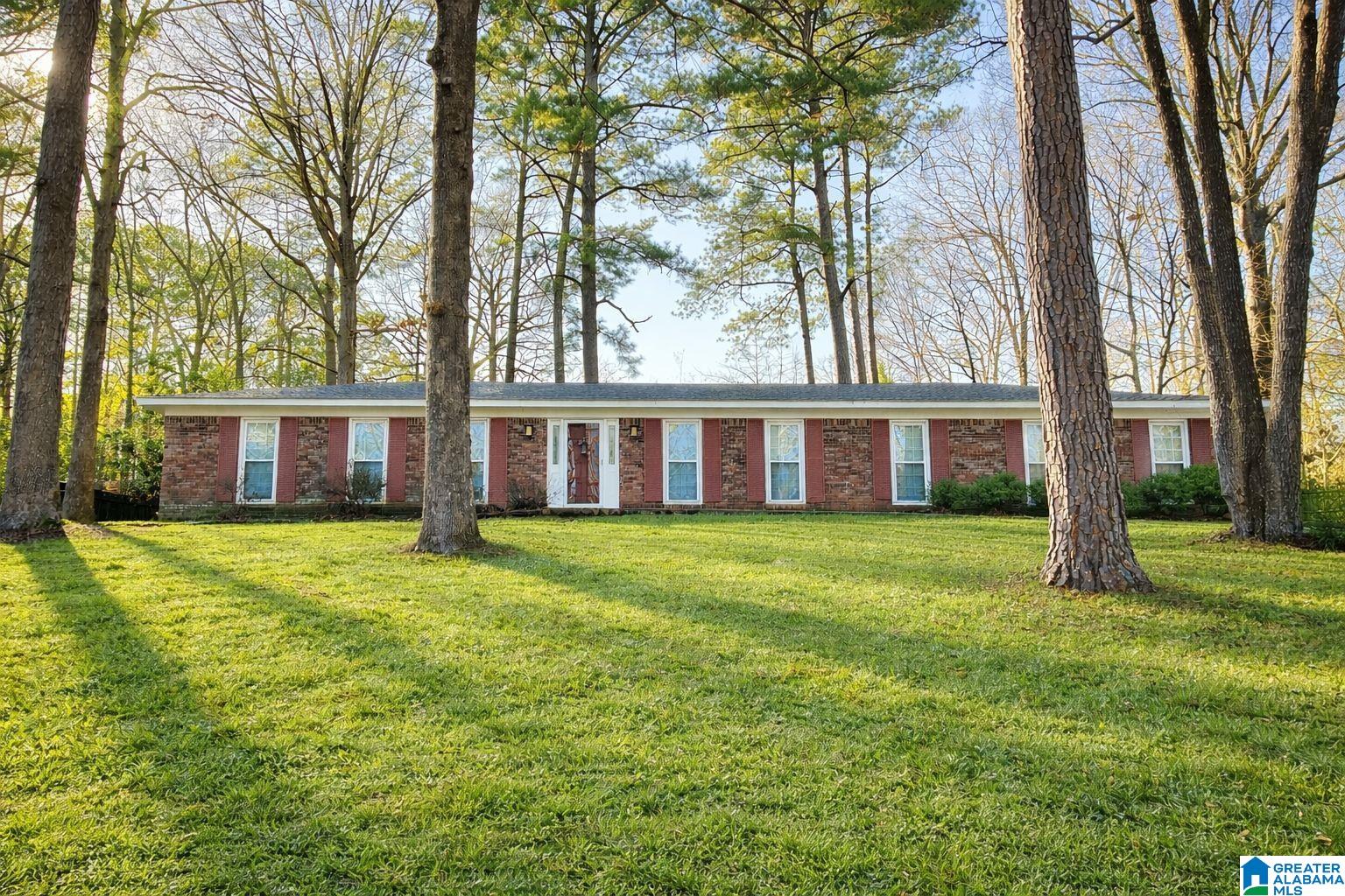 Homes for sale in Northport, AL | 5710 Golden Pond Avenue, Northport, AL 35473 | MLS# 21441503